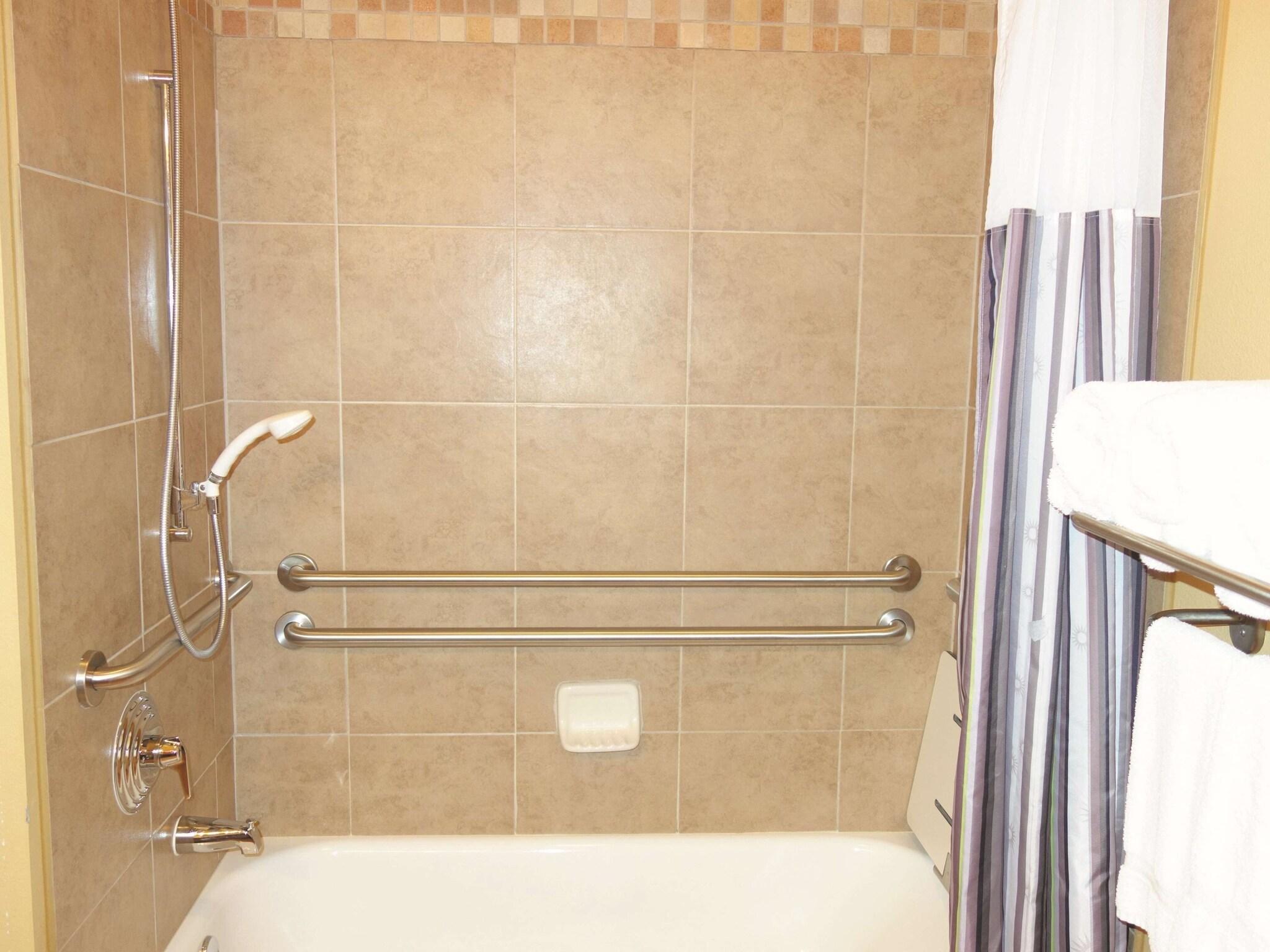 La Quinta Inn Suites Eastland