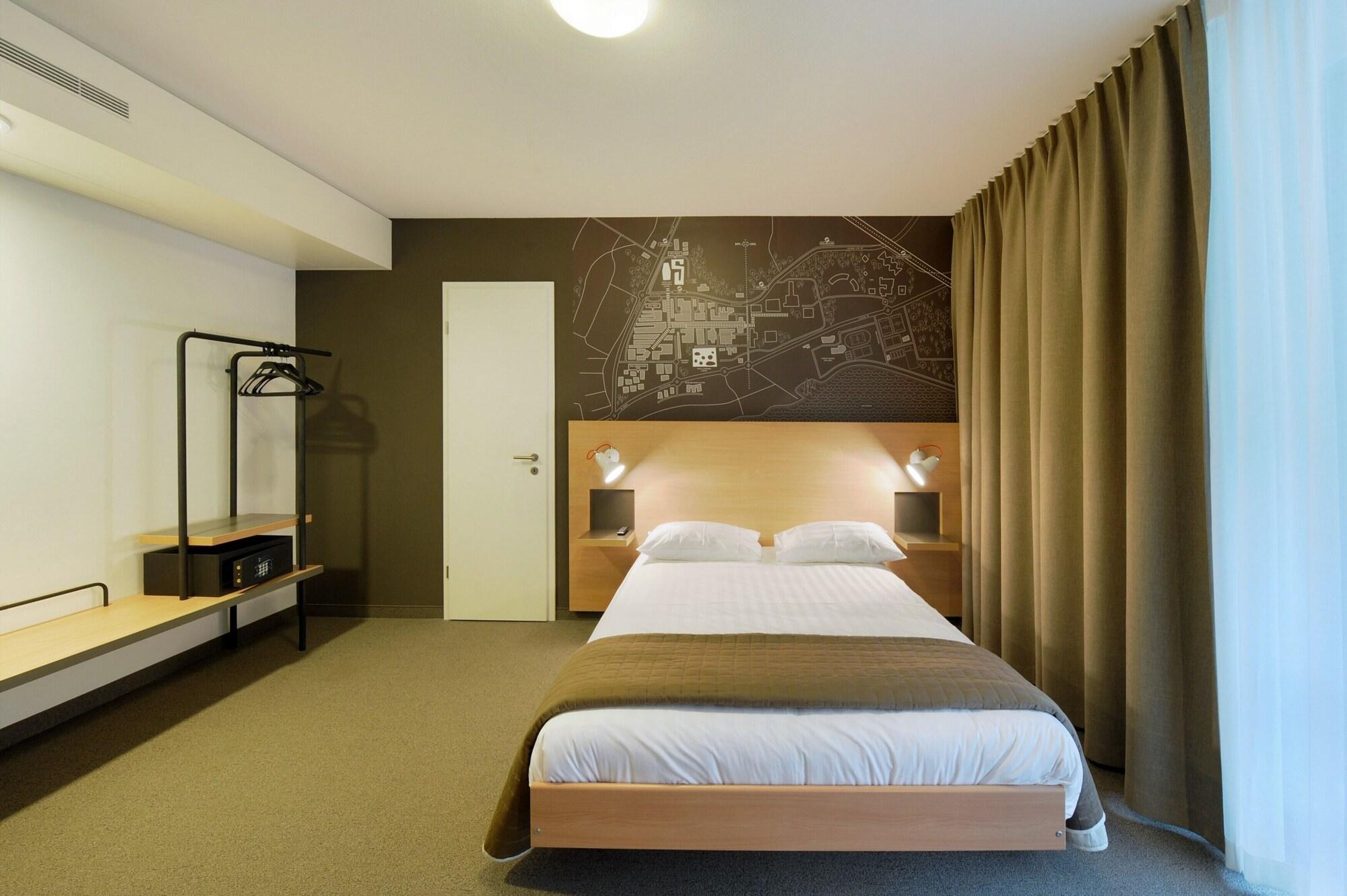 SwissTech Hotel by null