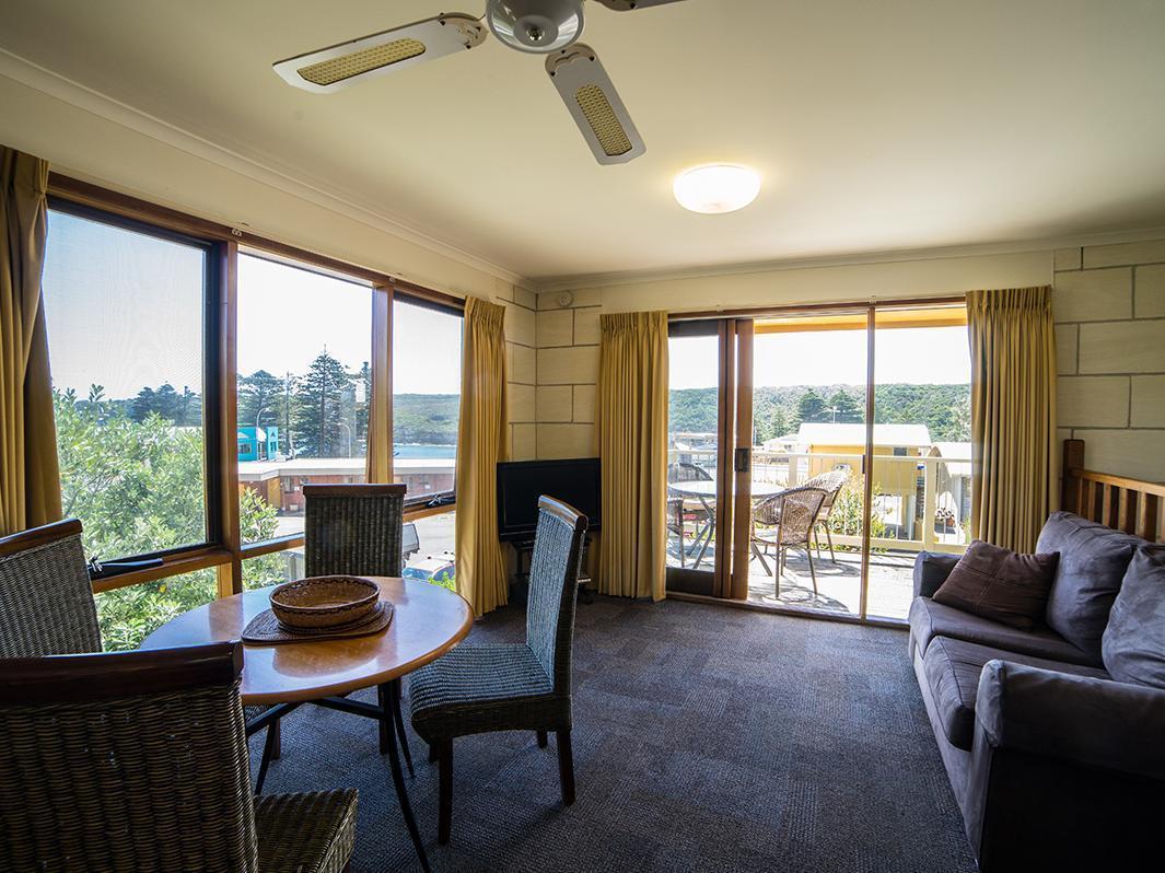 Loch Ard Motor Inn