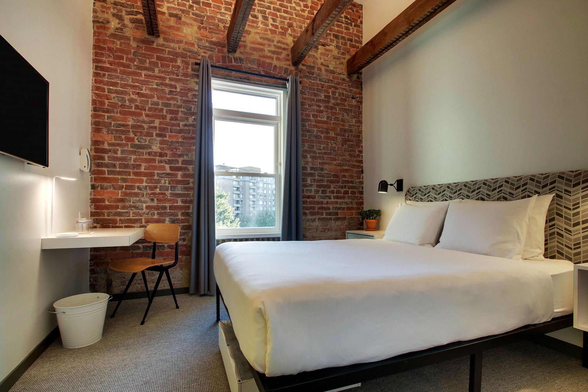 Hotel Hive by null