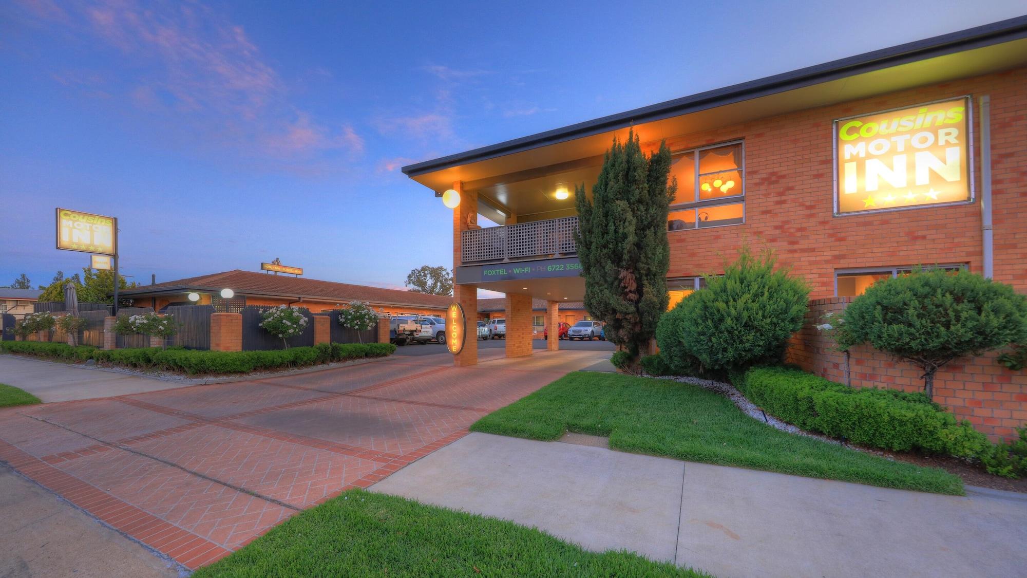 Cousins Motor Inn by null