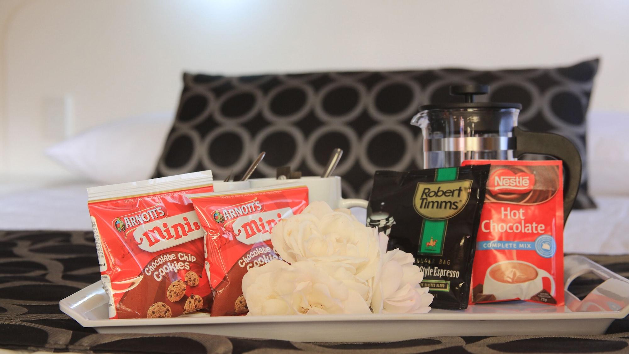 Cousins Motor Inn by null