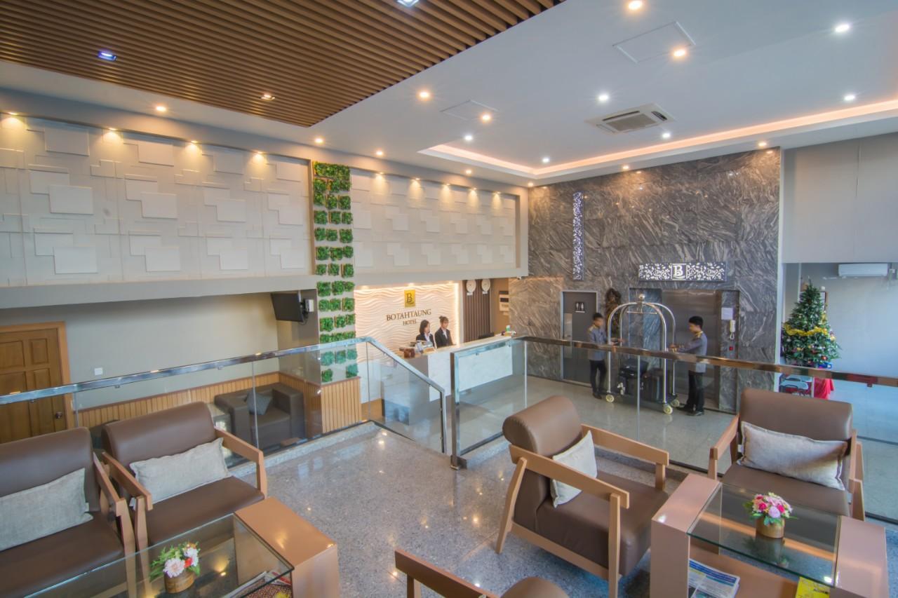 Botahtaung Hotel by null