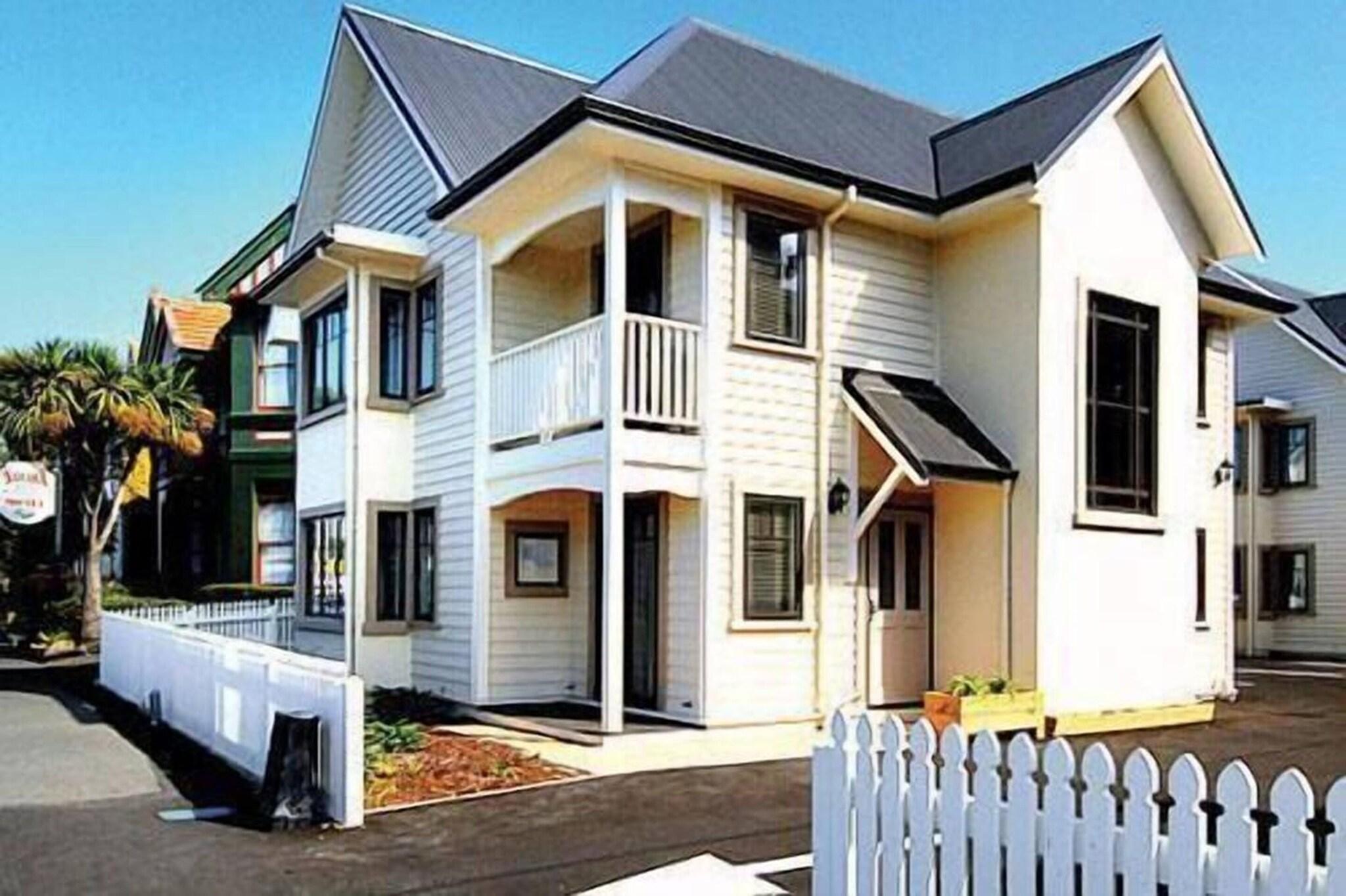 Sahara Guesthouse & Motels