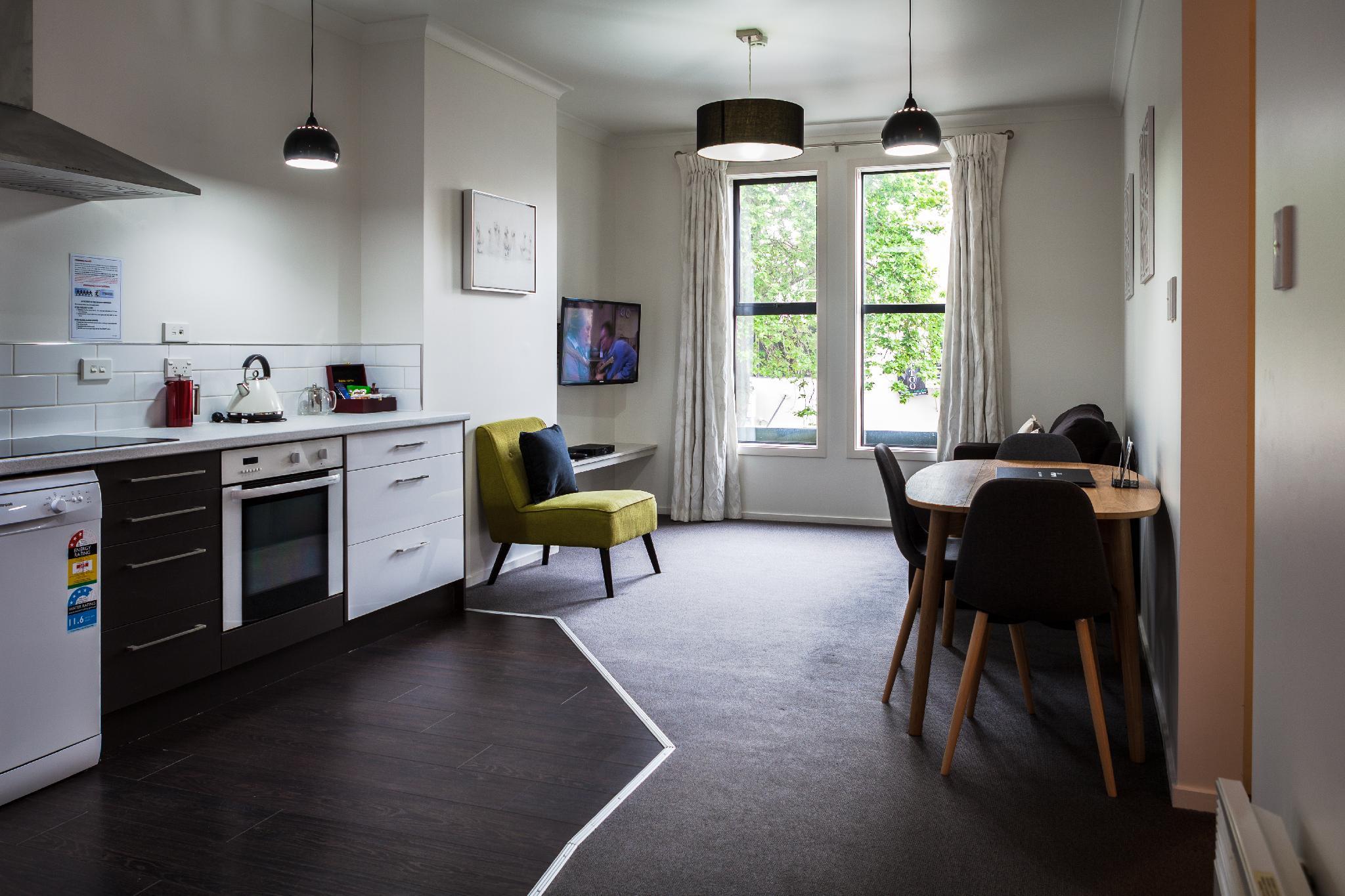 315 Euro Motel and Serviced Apartments by null