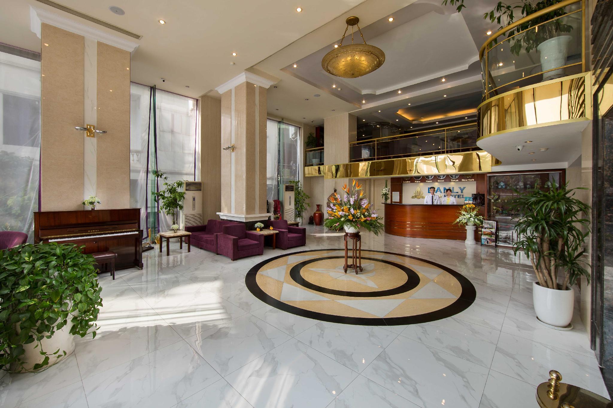 Danly Hotel