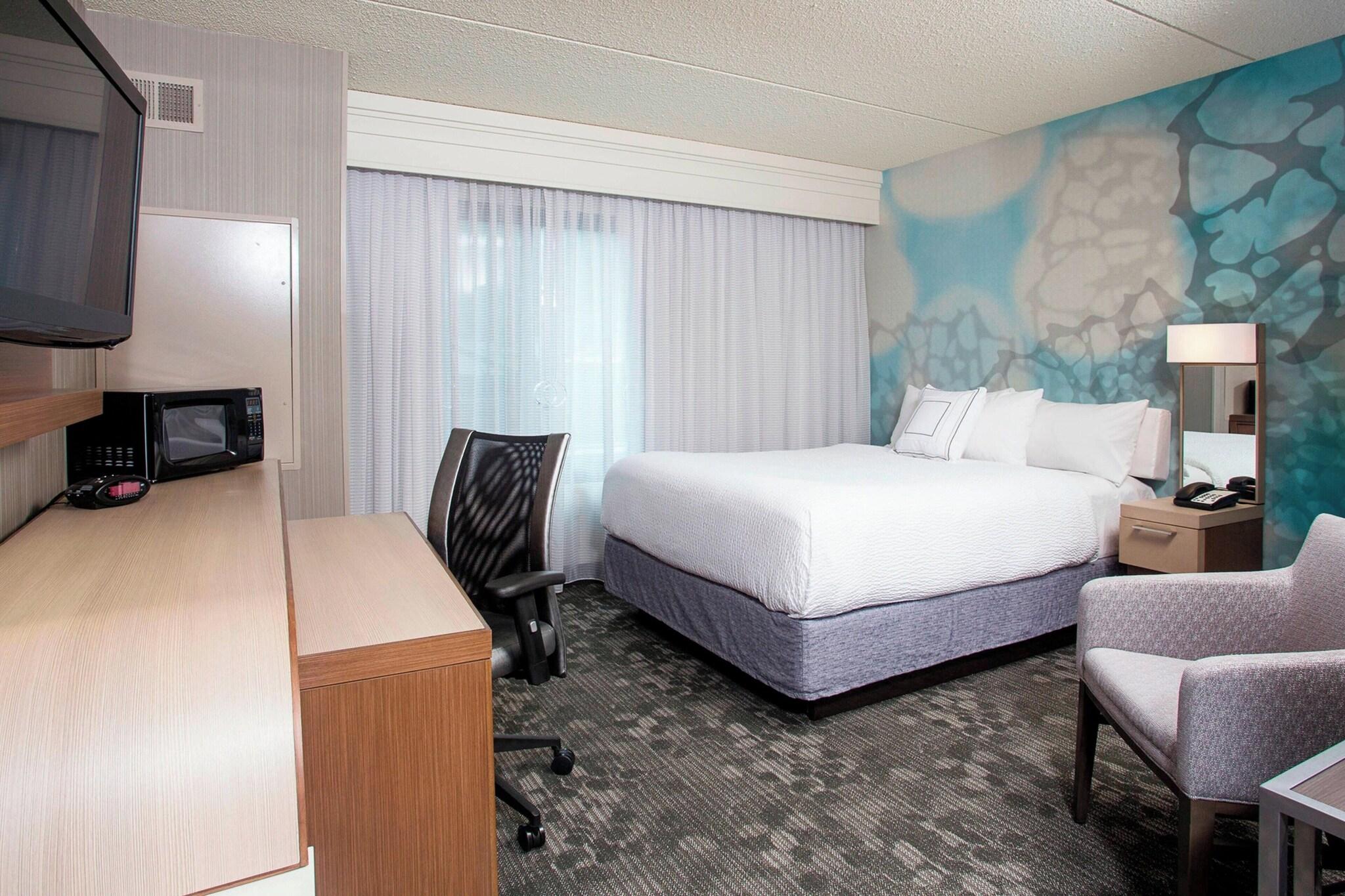 Courtyard By Marriott Binghamton