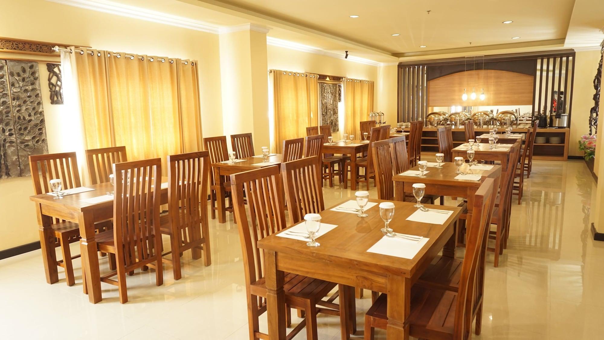 Grand Madani Hotel By Prasanthi Syariah