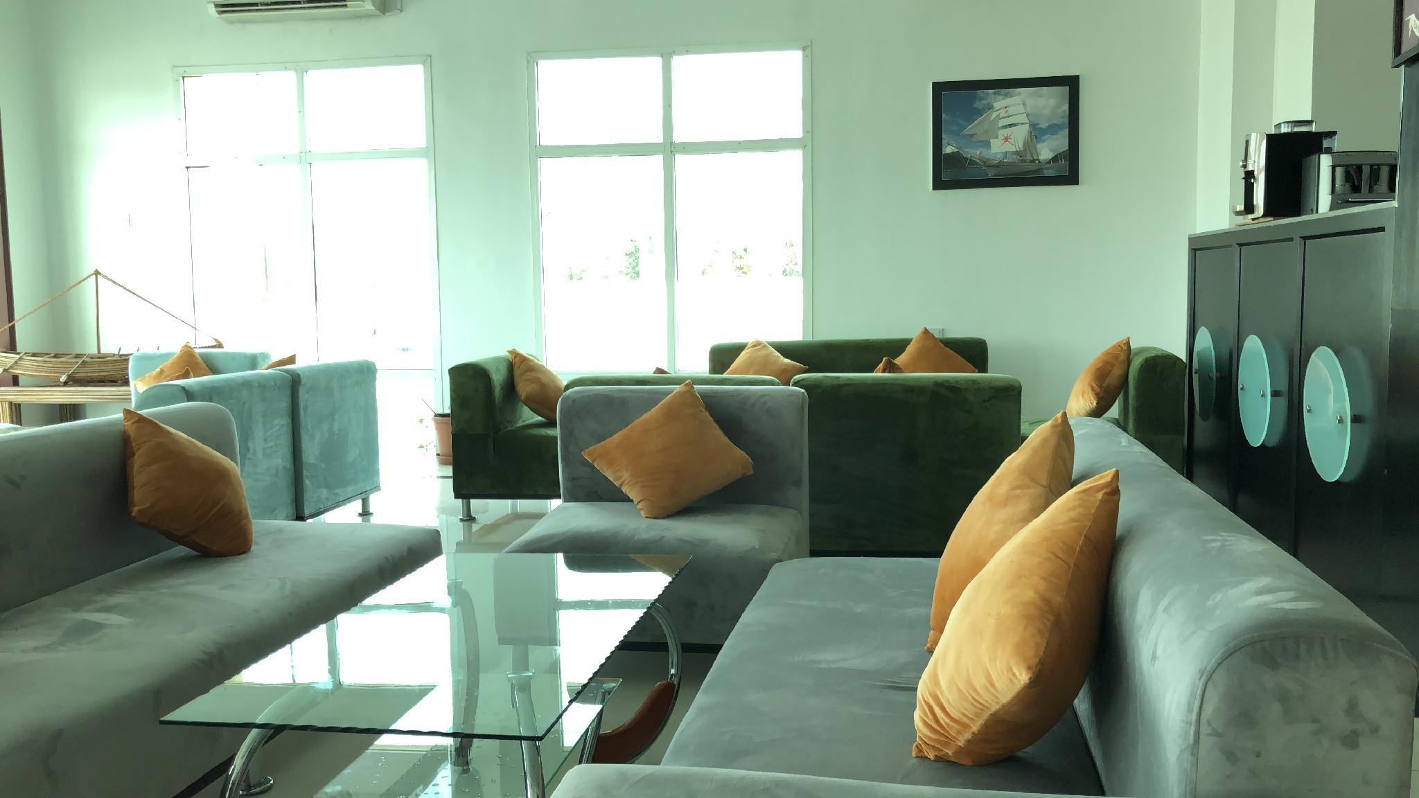Al Multaqa Hotel