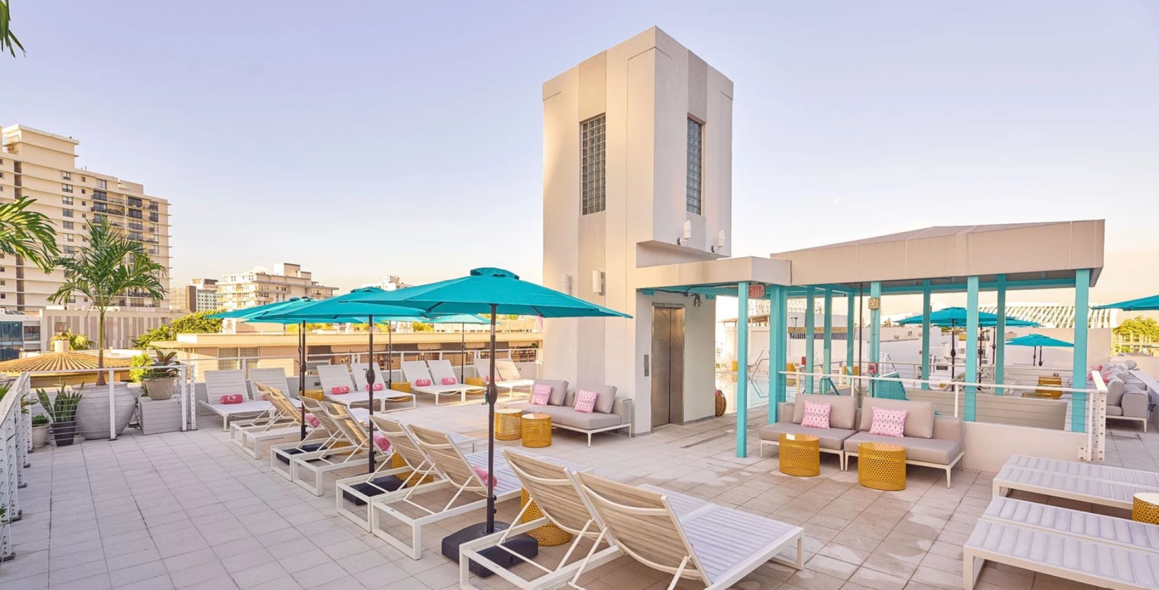 Hotel Greystone by null