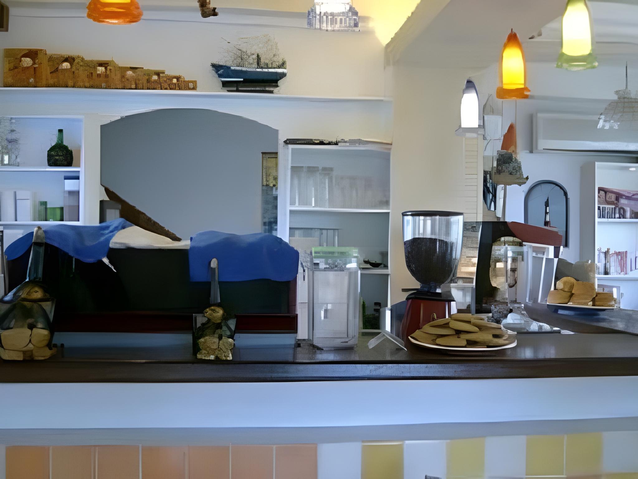 Oia Cafe B B