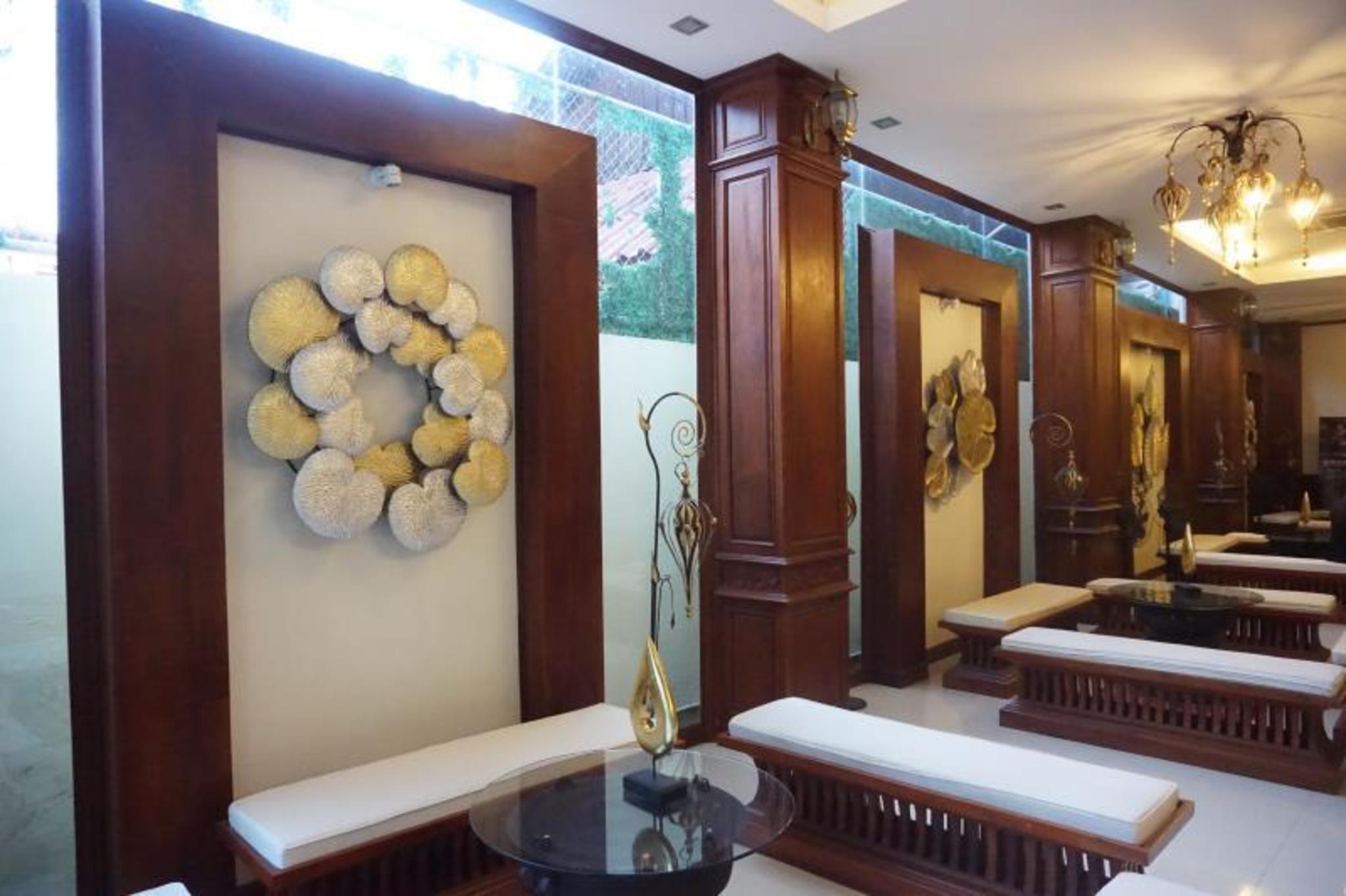 Manorom Boutique Hotel