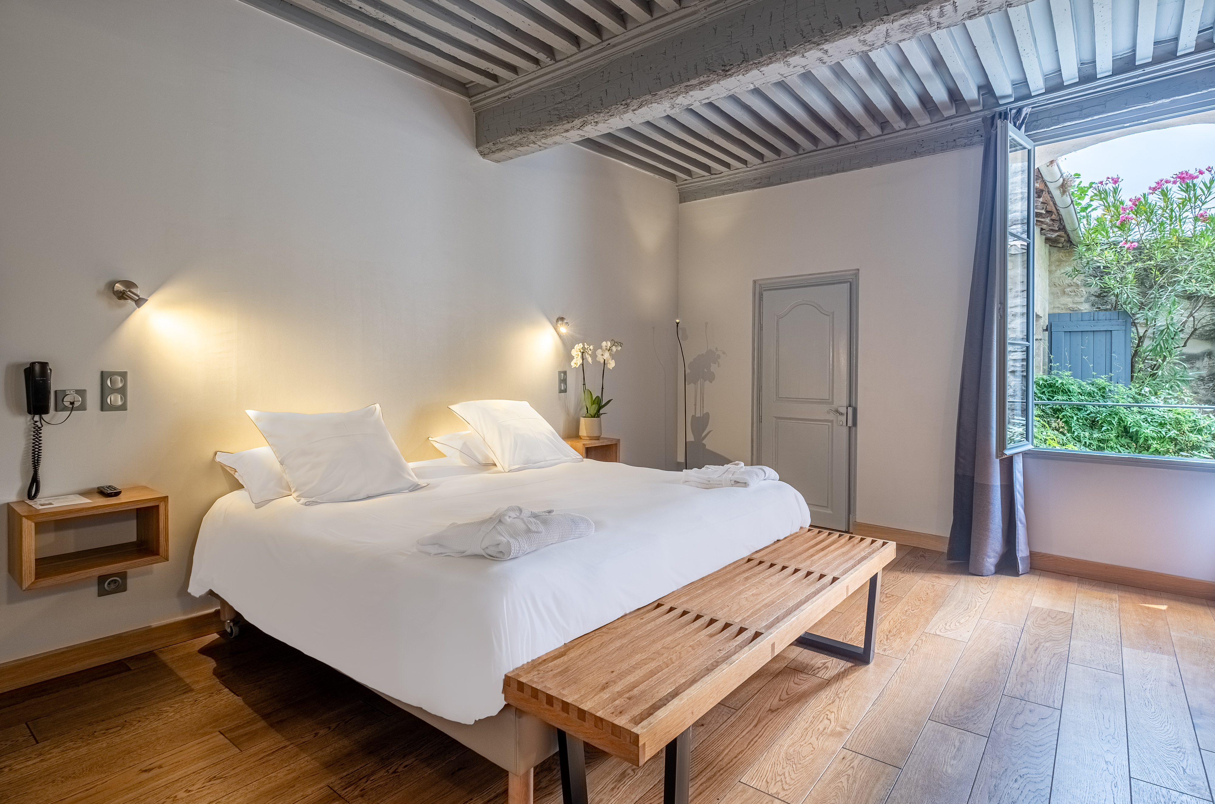 Boutique Hôtel Entraigues by null
