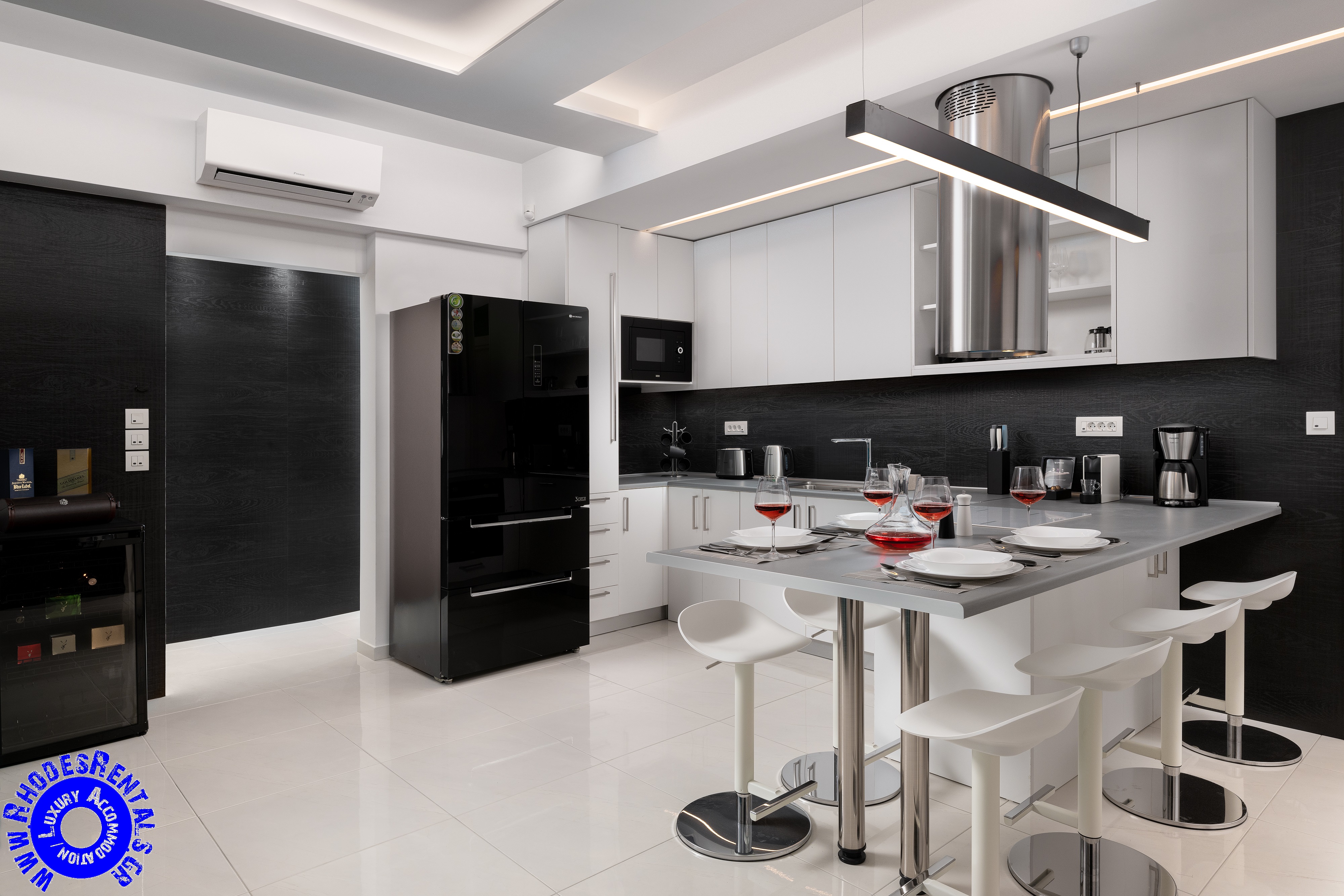 Rhodes Skyline Suites - photo