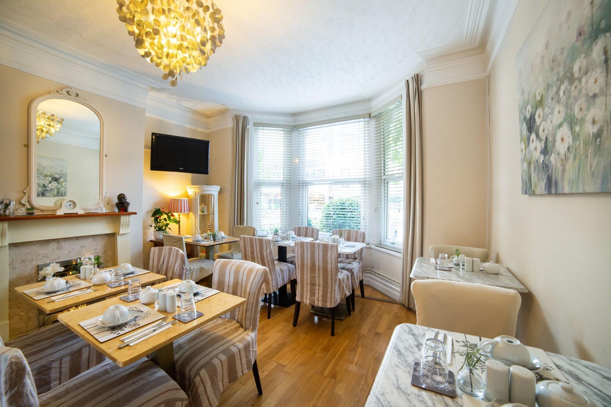 Lonsdale Guest House