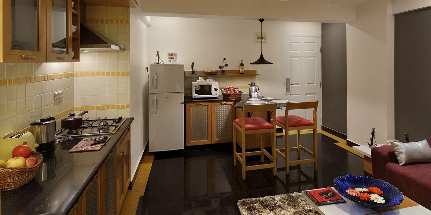 Melange Lavelle Luxury Services Apartments
