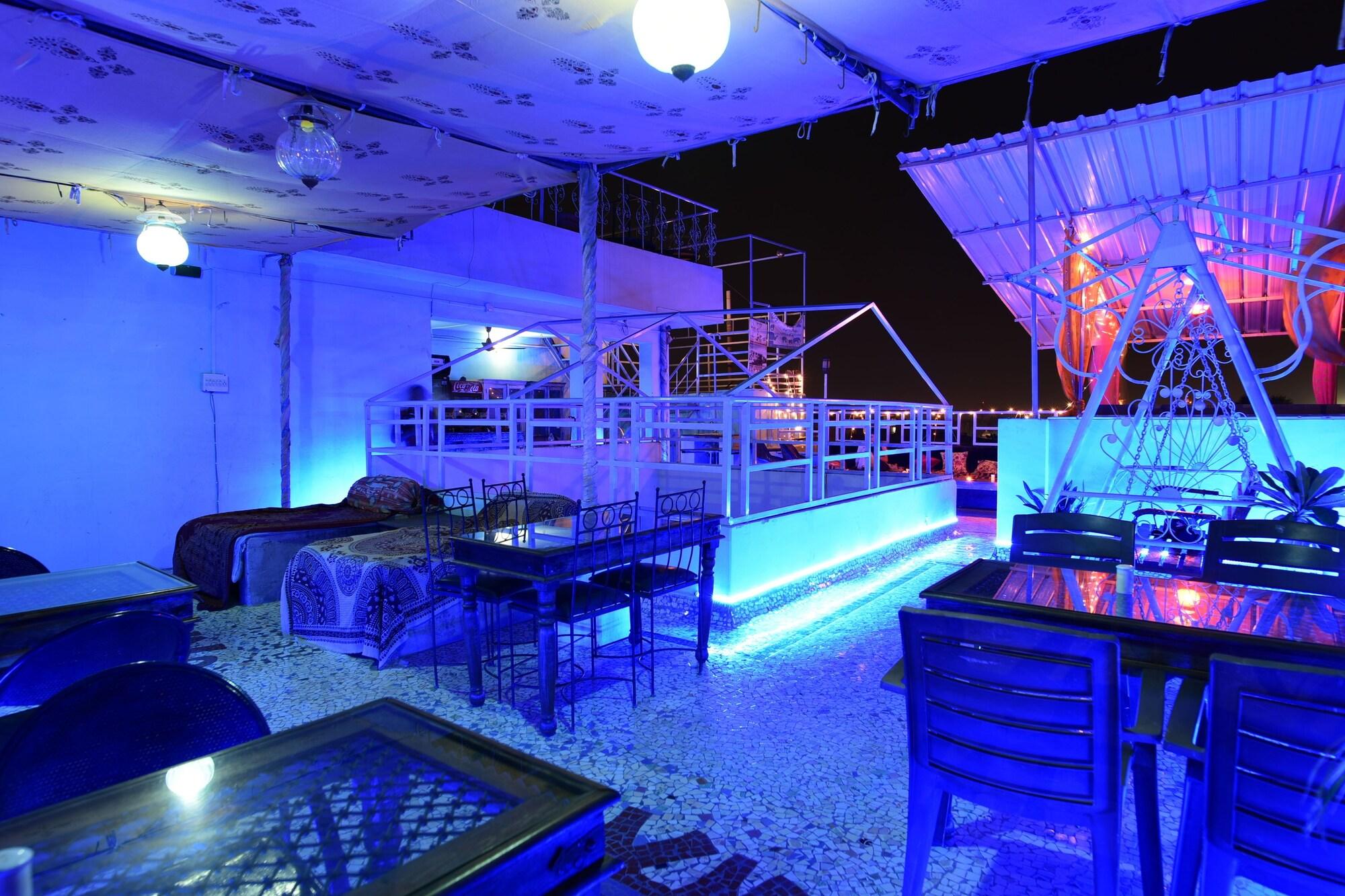 Yogis Guest House by null