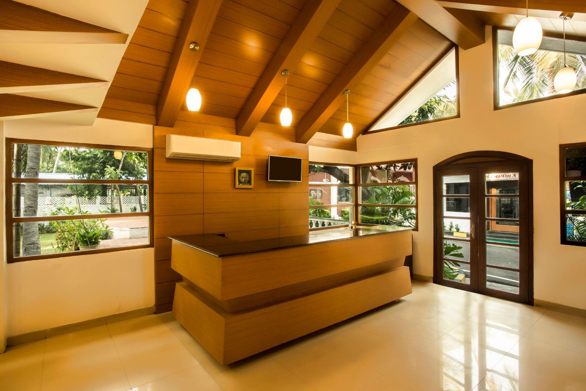 Shelter Beach Resort Ecr