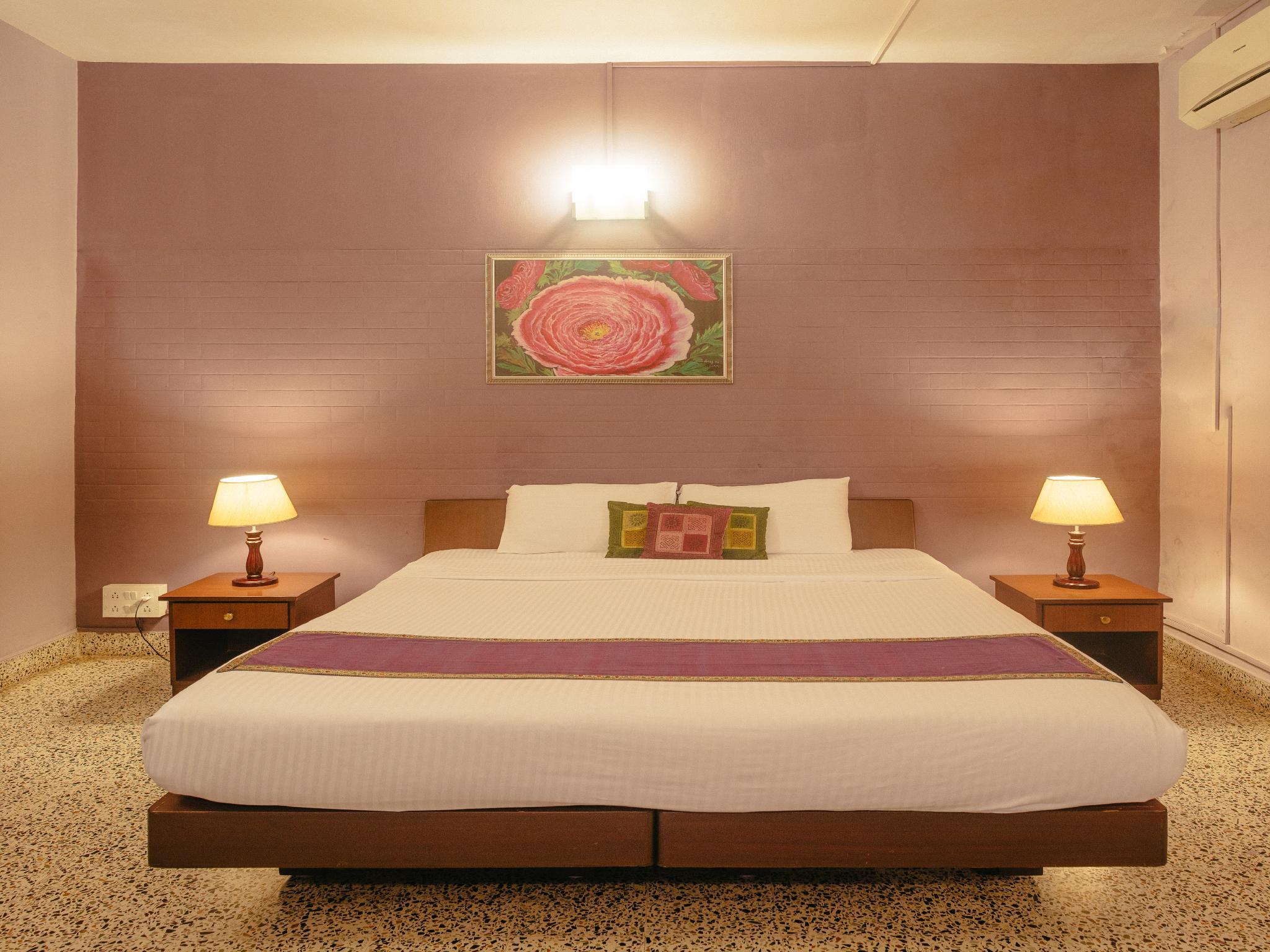 Hanu Reddy Residences by null