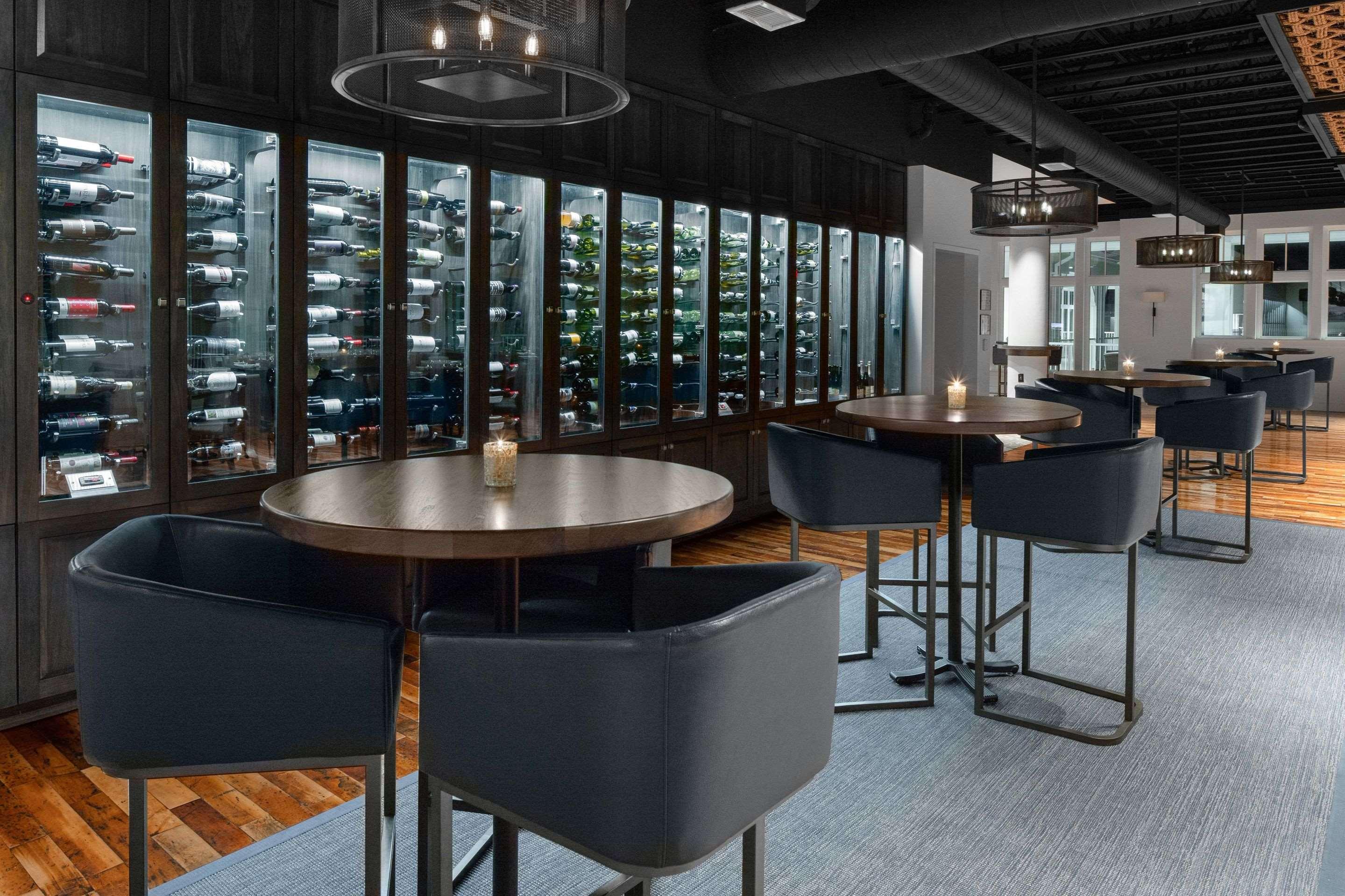 Beaufort Hotel by null