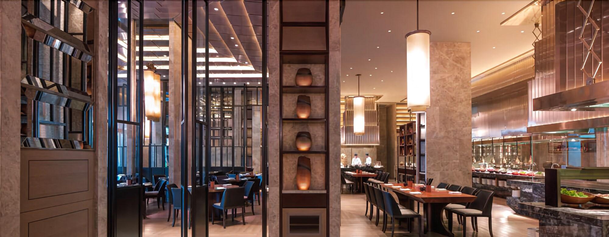 New World Guiyang Hotel