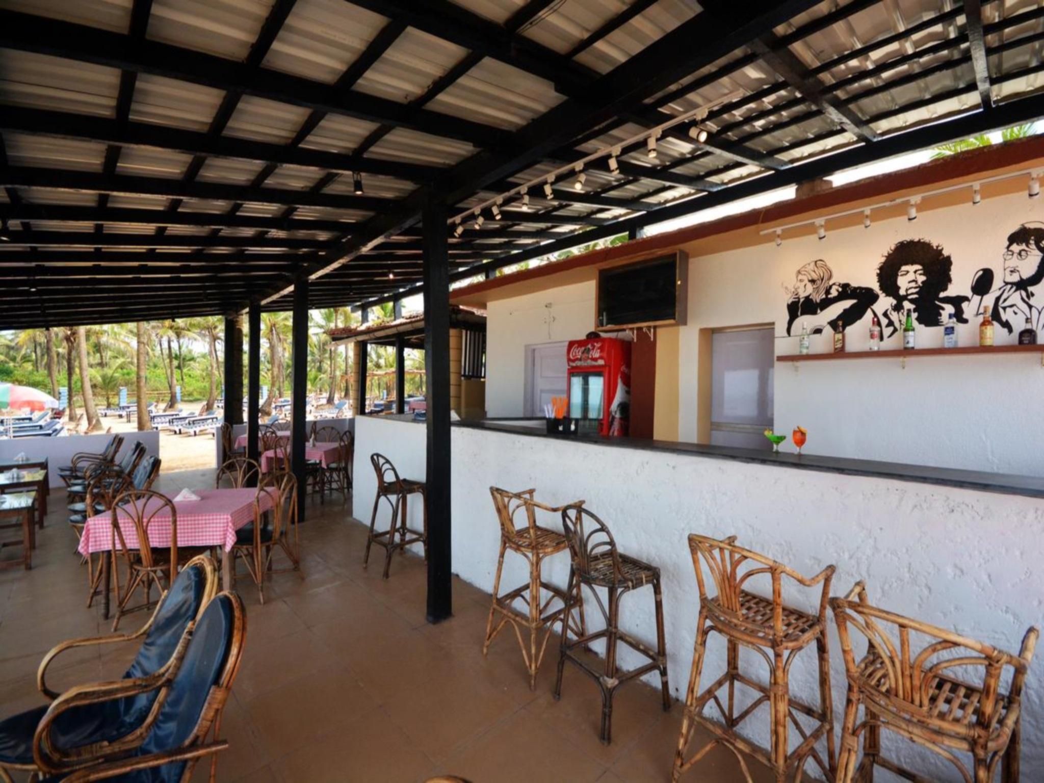 C Roque Resort