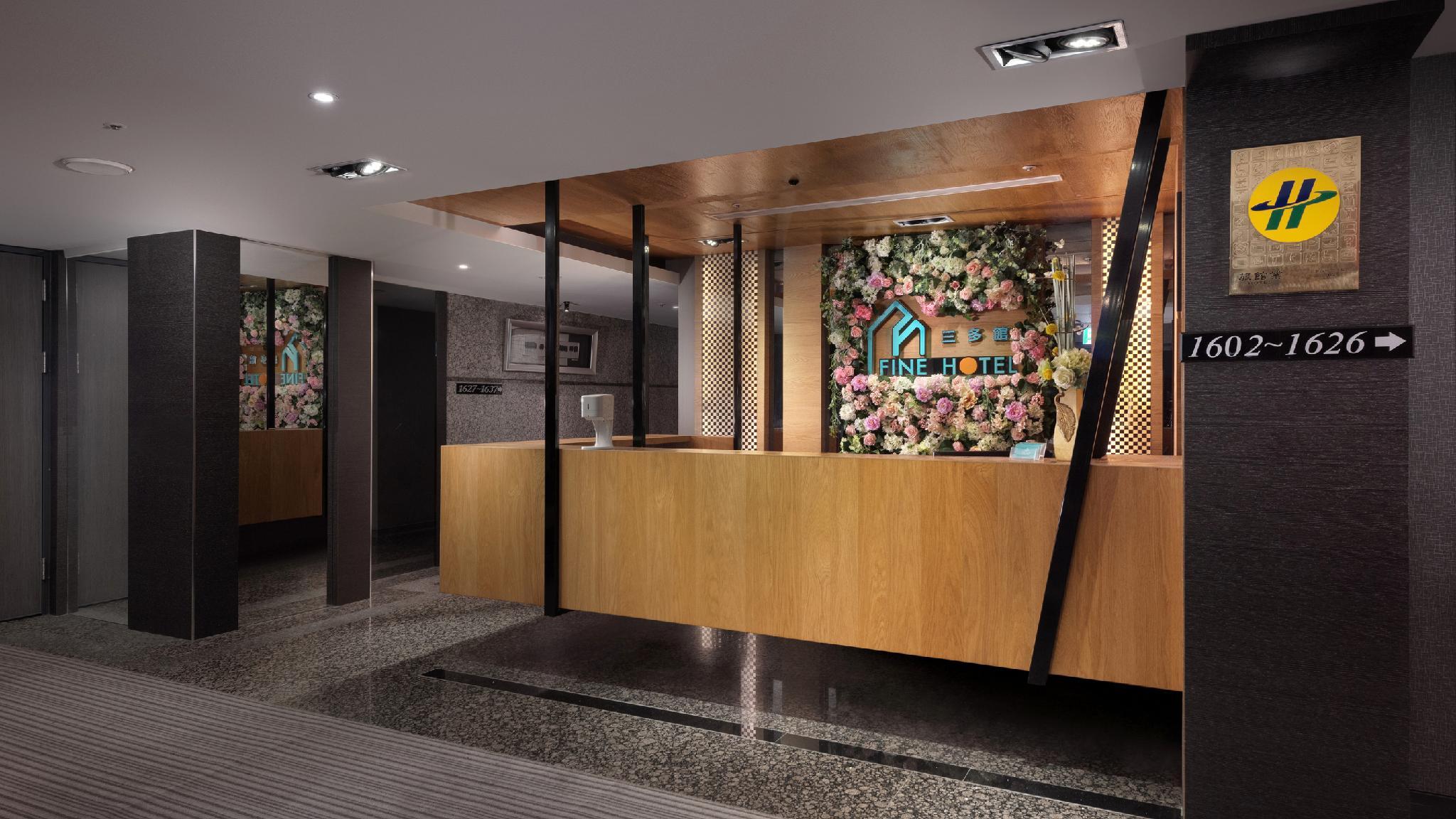 Fine Hotel
