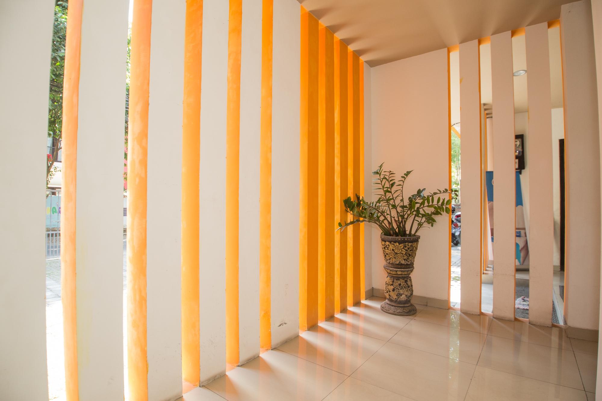 Adikara Renon Hotel