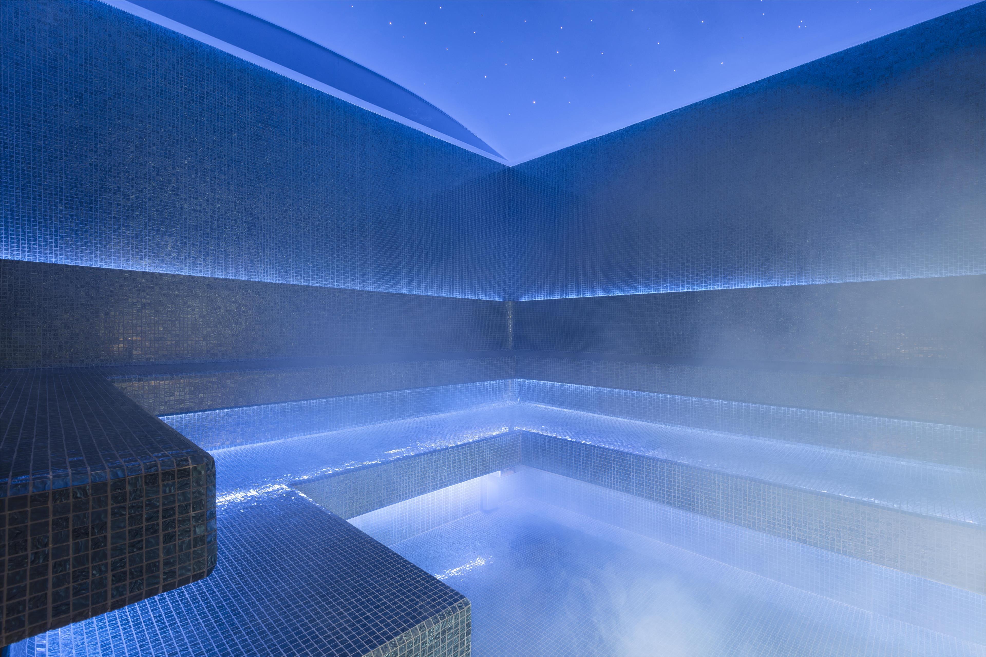 Sindhorn Kempinski Hotel Bangkok by null