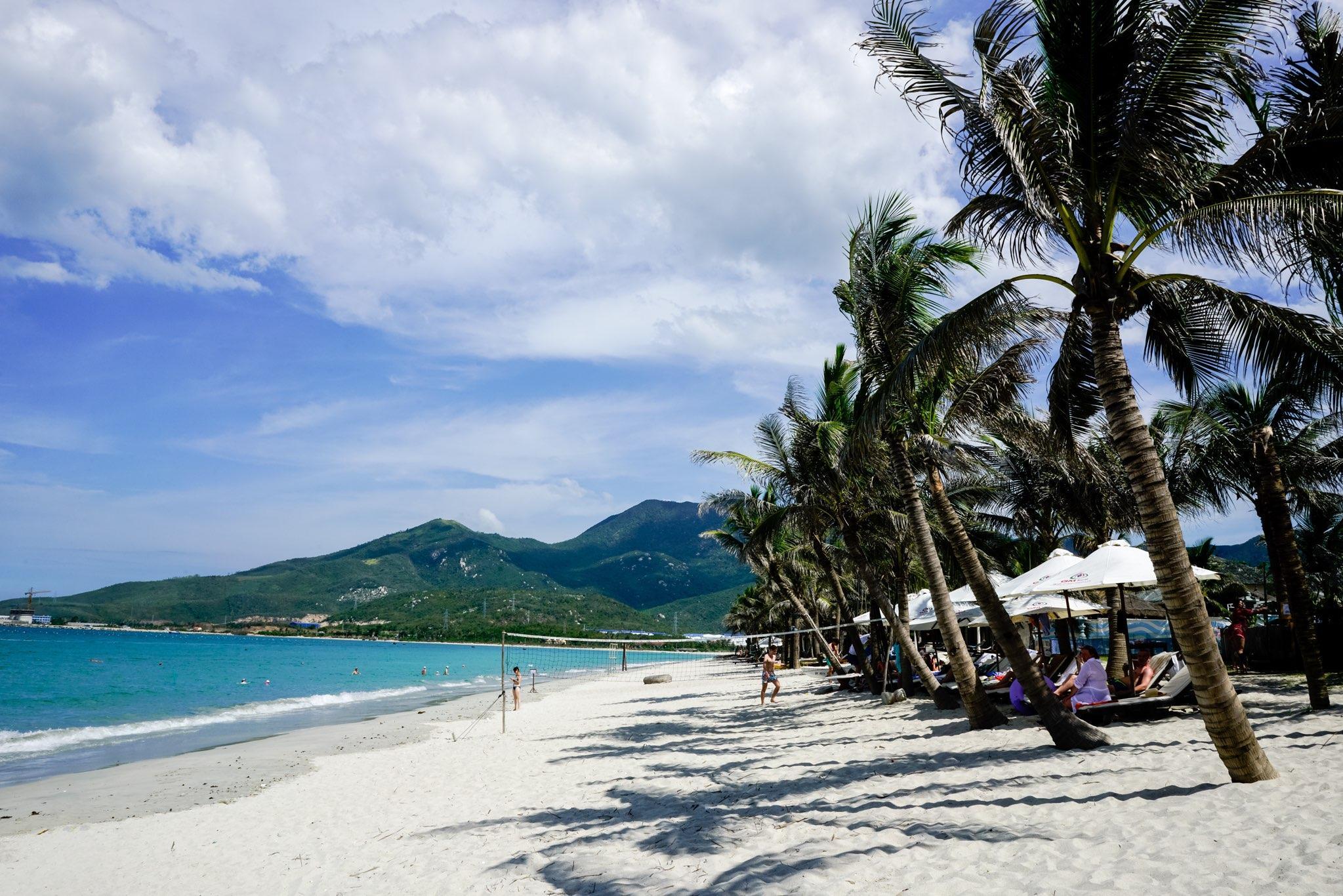Gm Doc Let Beach Resort And Spa