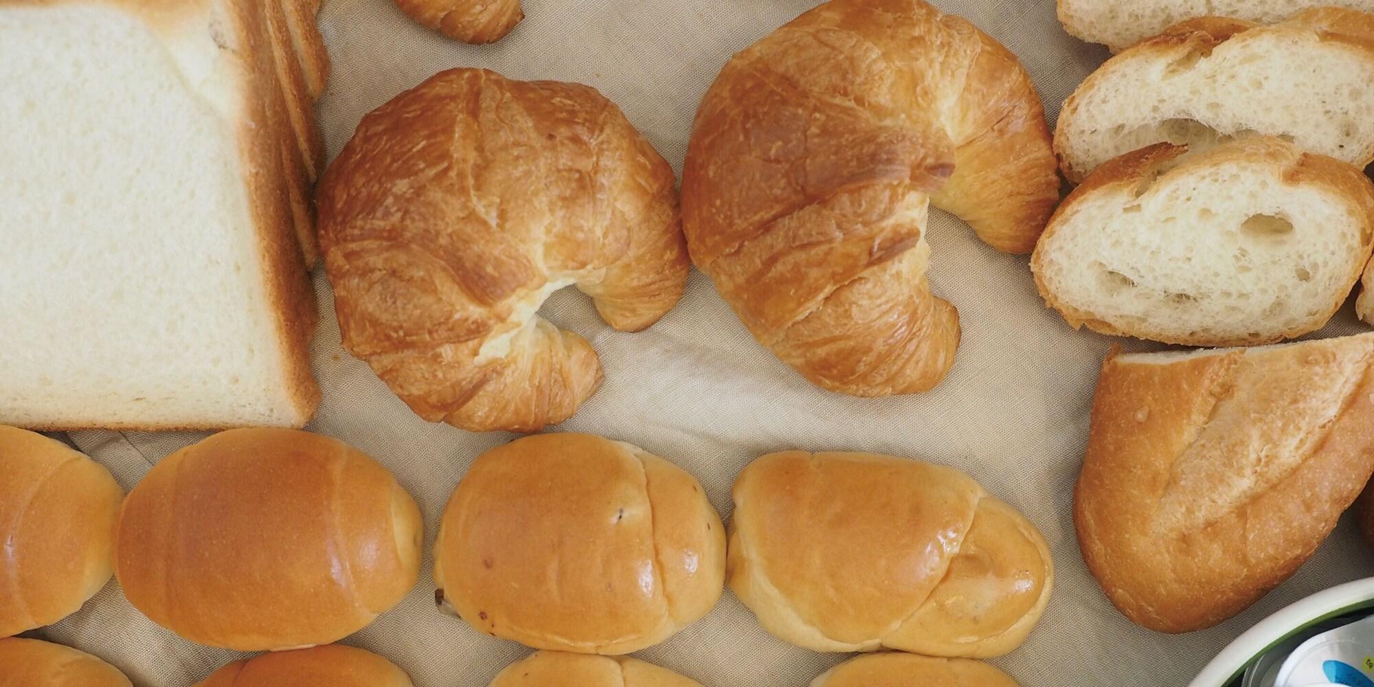 almond hostel & cafe by null