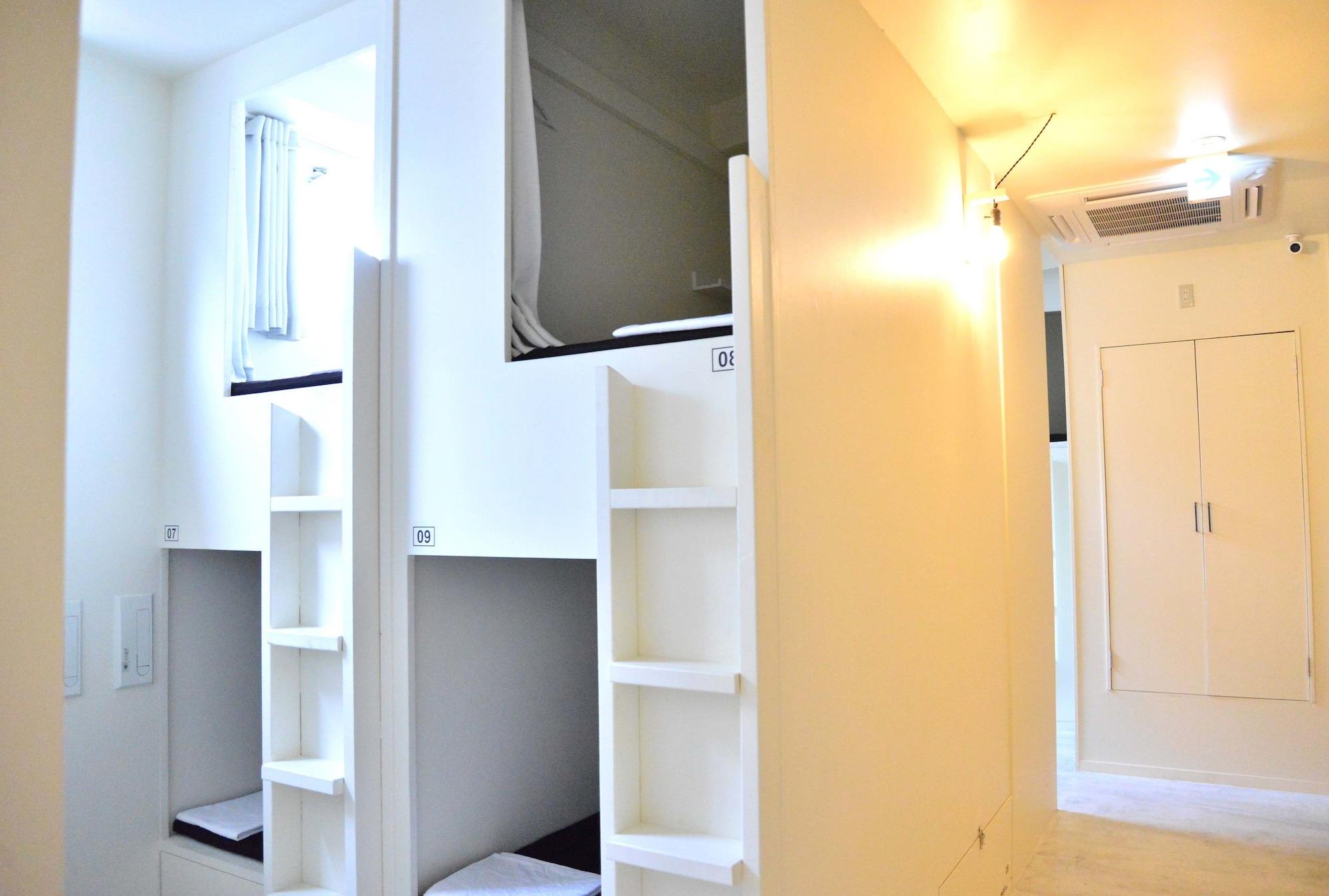 almond hostel & cafe by null