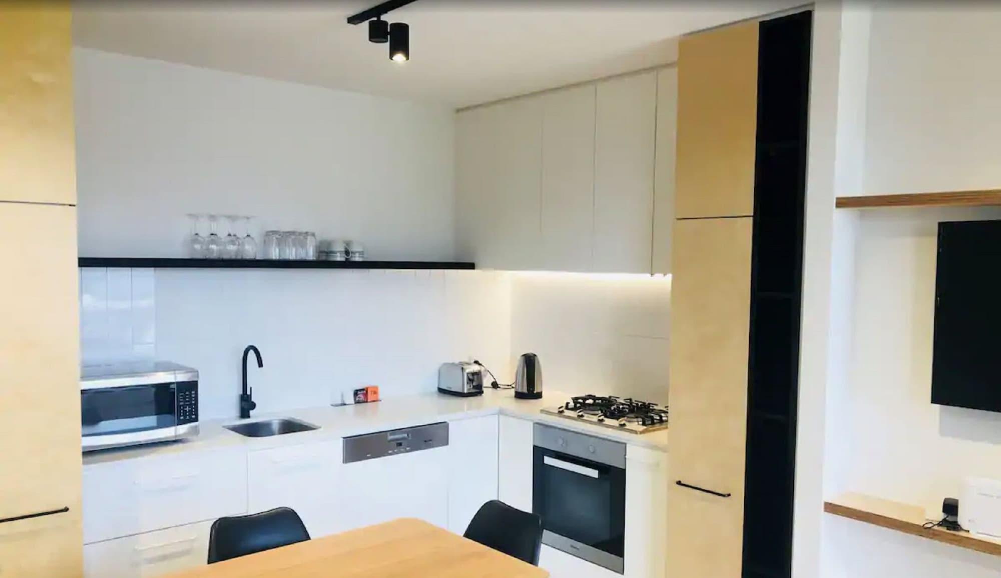 Saint Domain Apartment Hotel