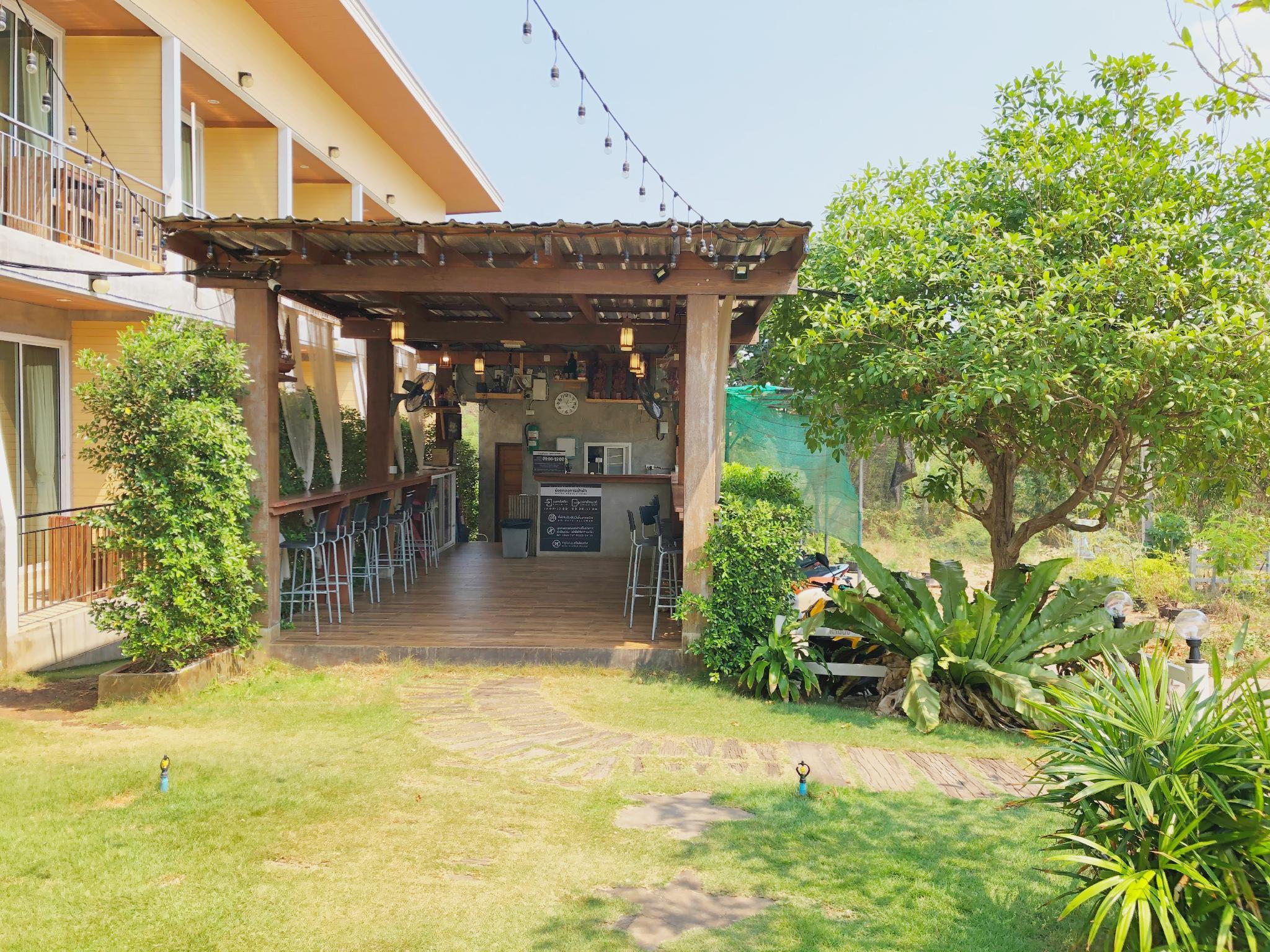 Check In Resort Koh Larn