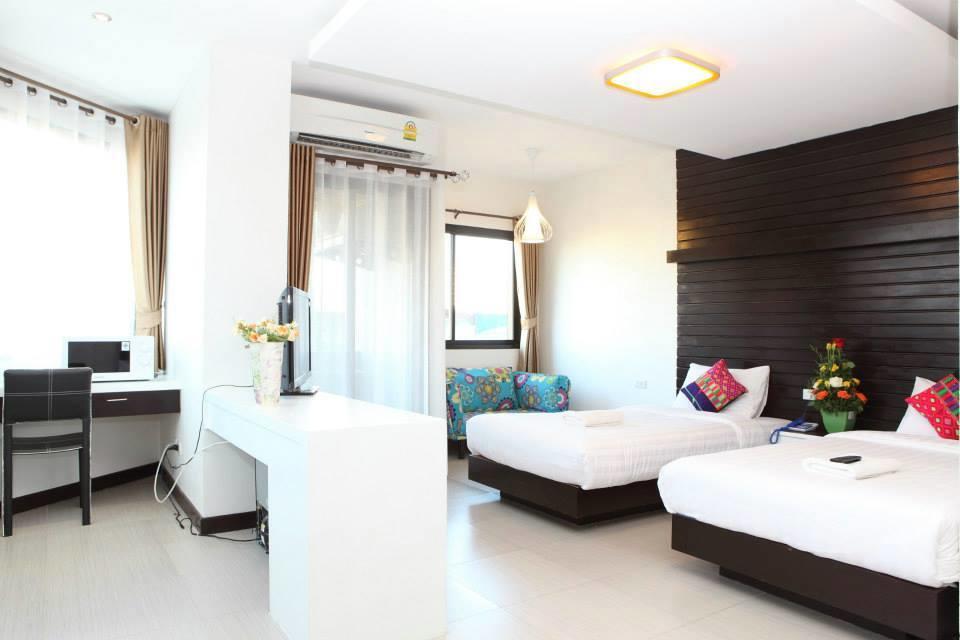 Huay Kaew Palace 2 by null