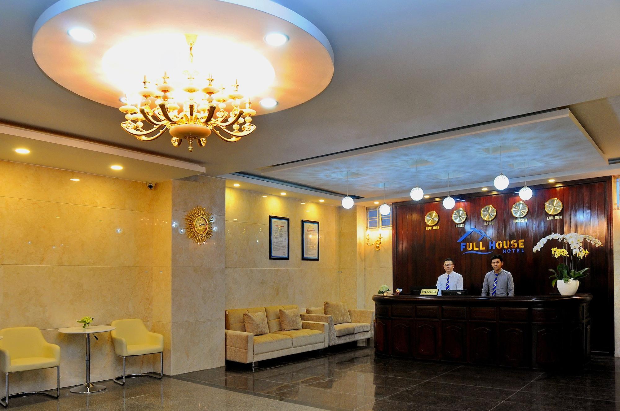 Full House Hotel - attēls