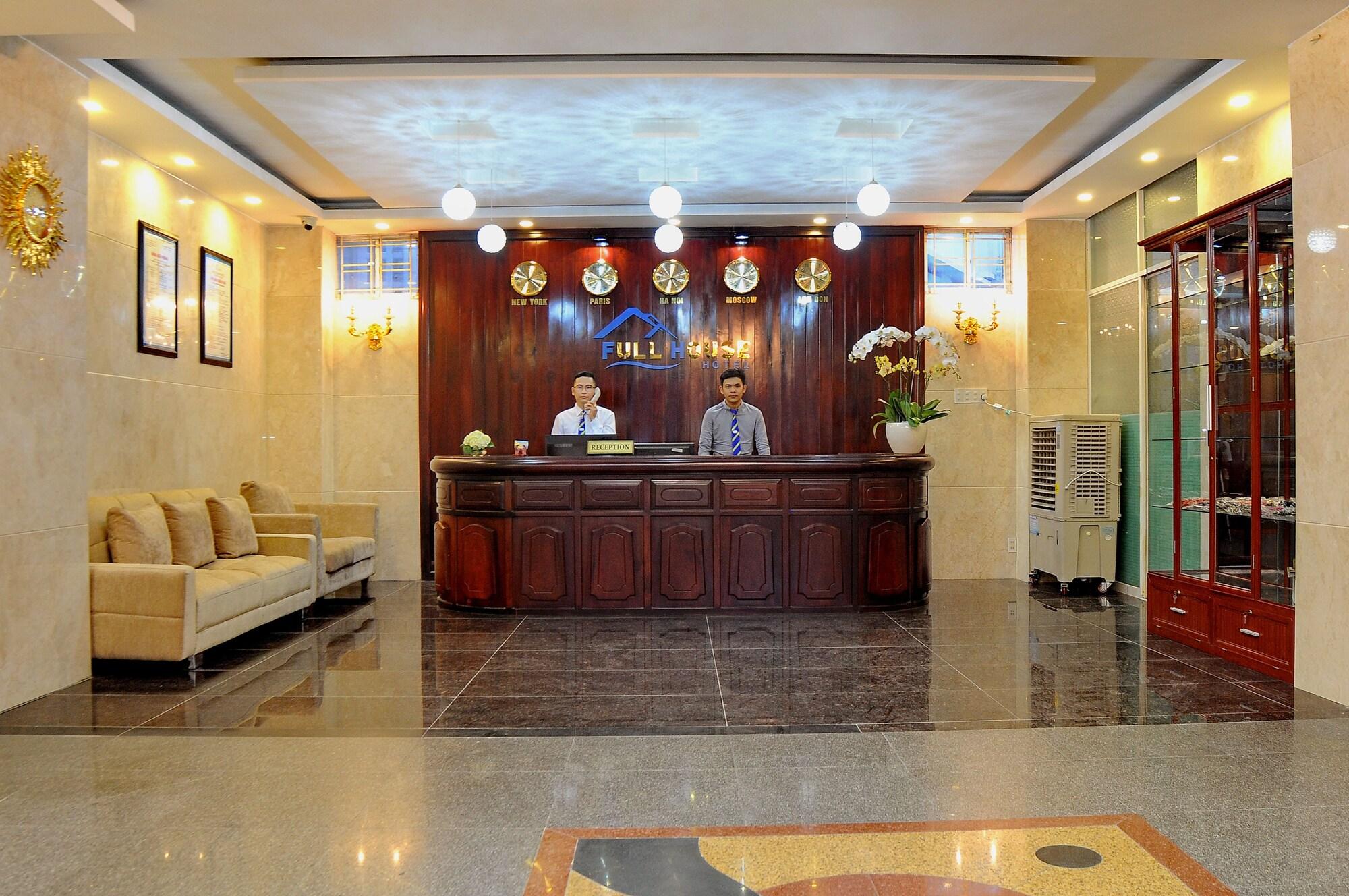 Full House Hotel - attēls