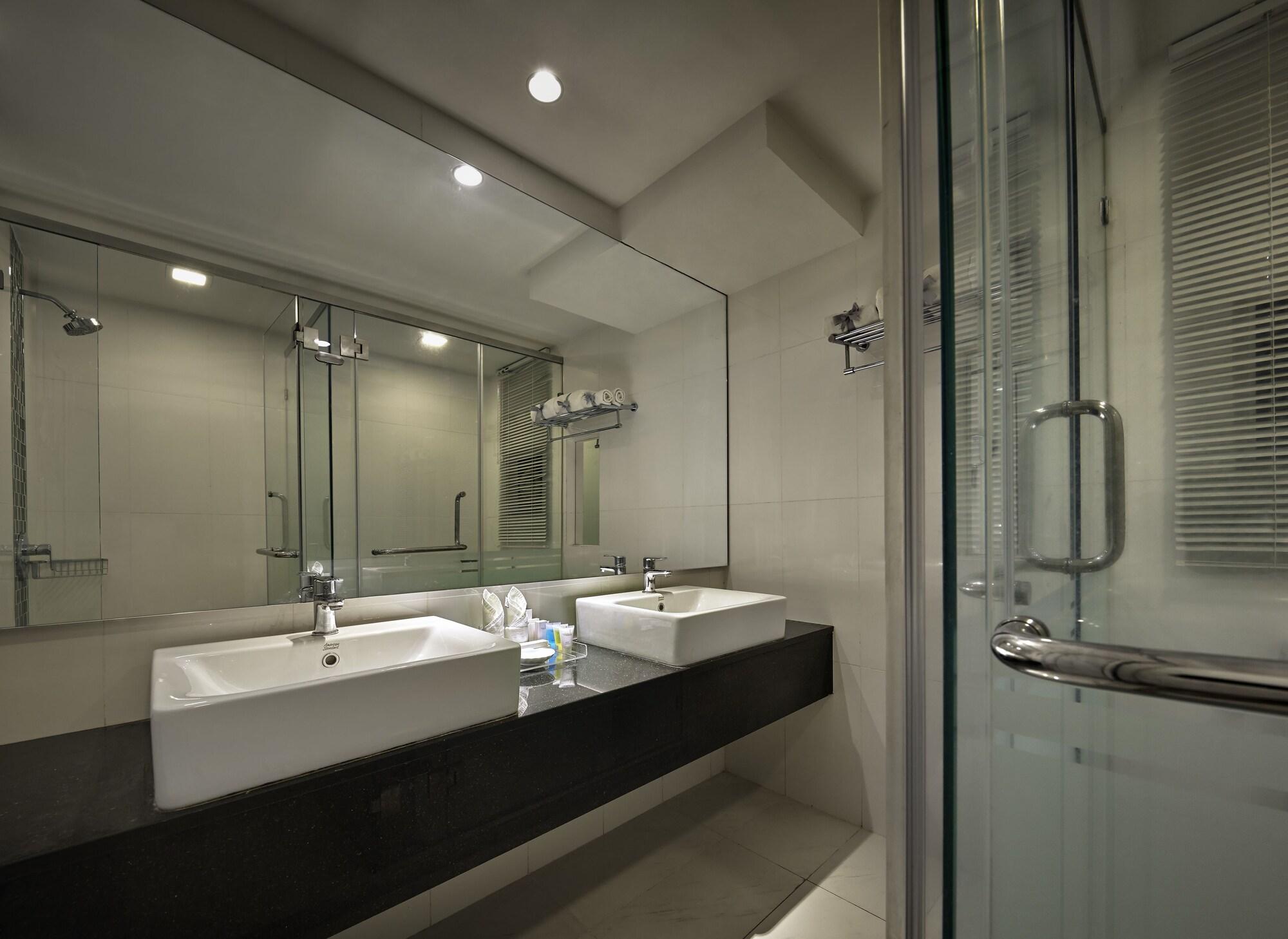 Maritime Luxury Suites