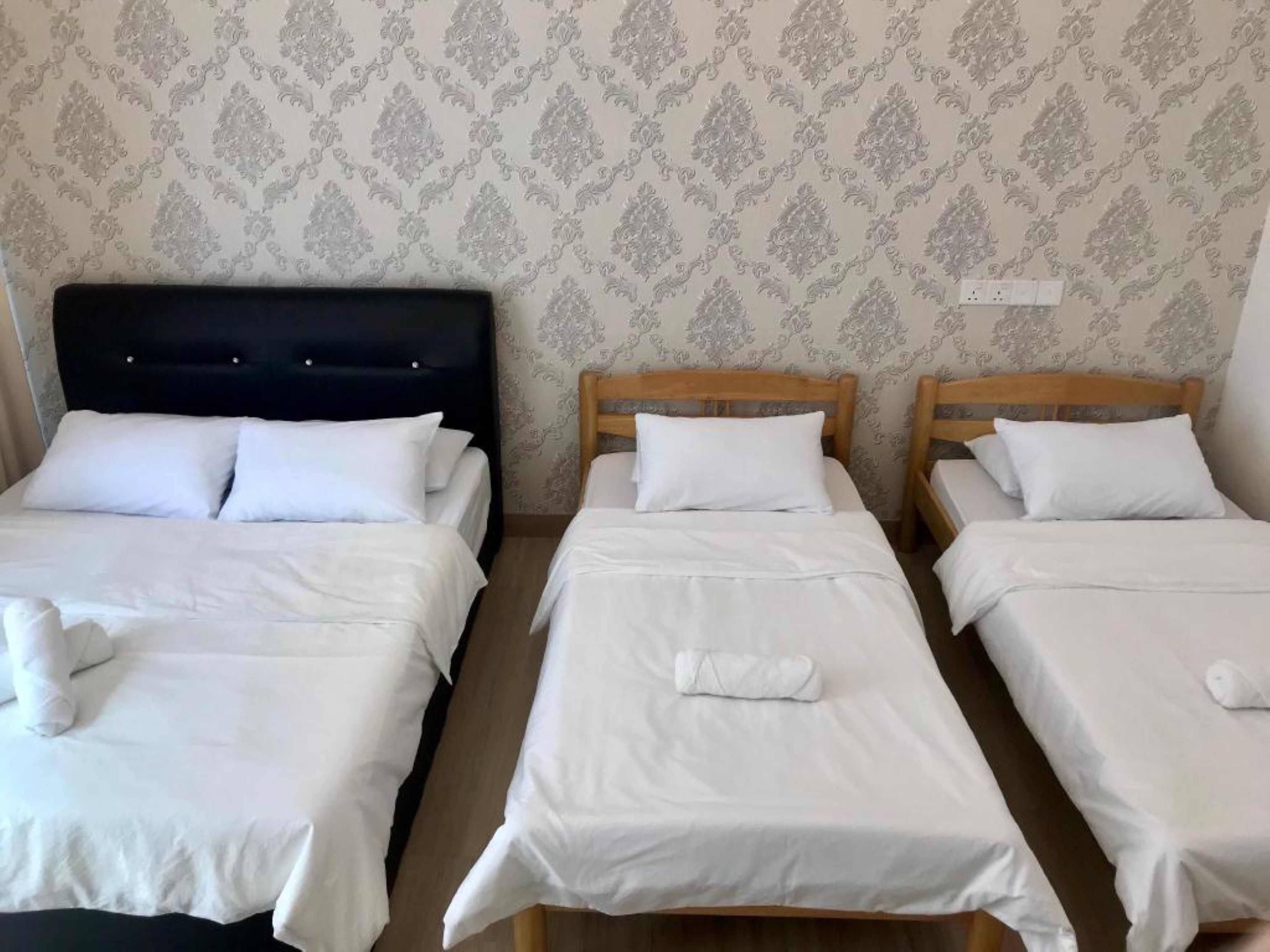 Island Hostel Bayan Lepas Airport by ZUZU