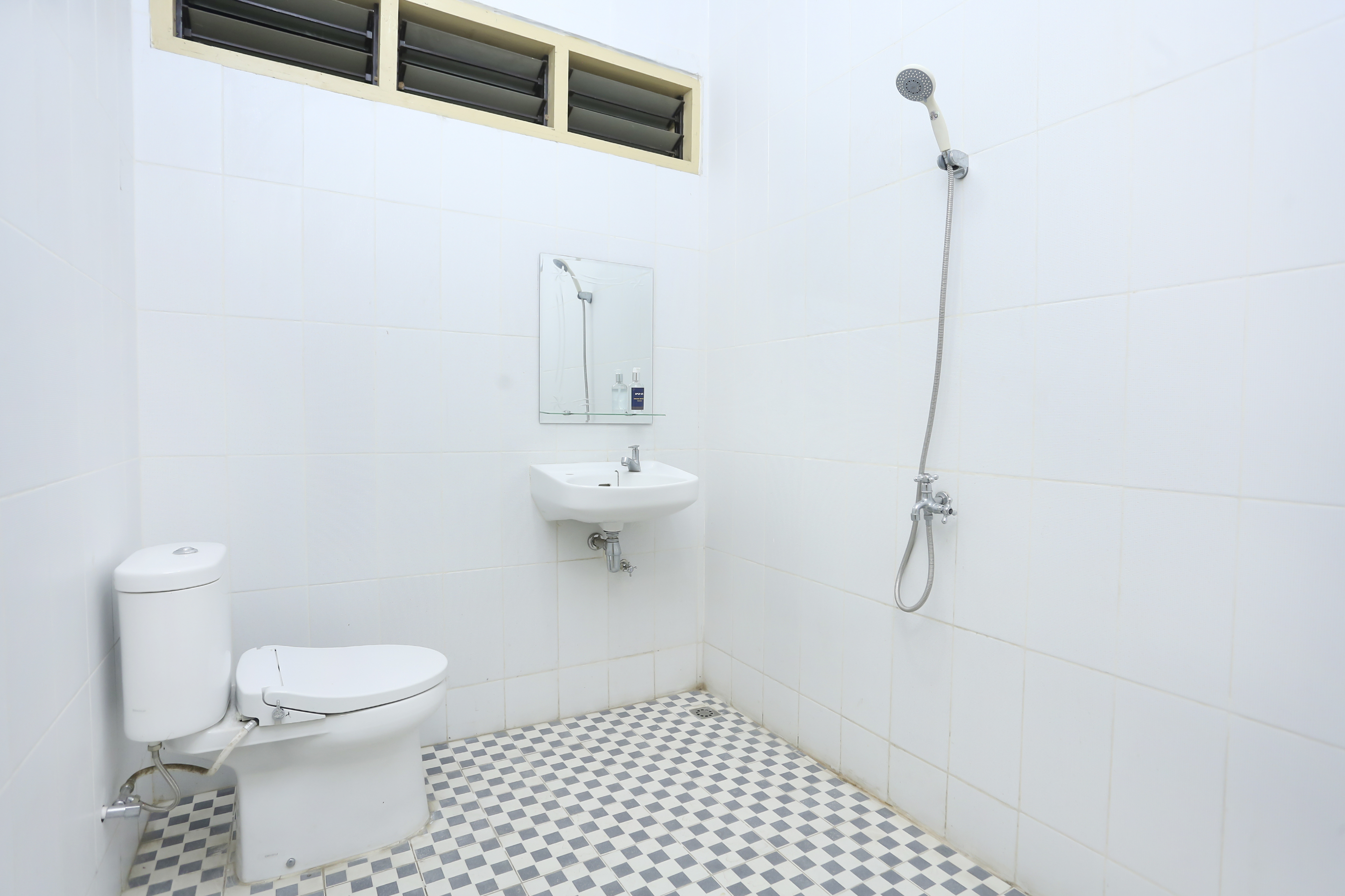  2268 Tim-tim Homestay Syariah