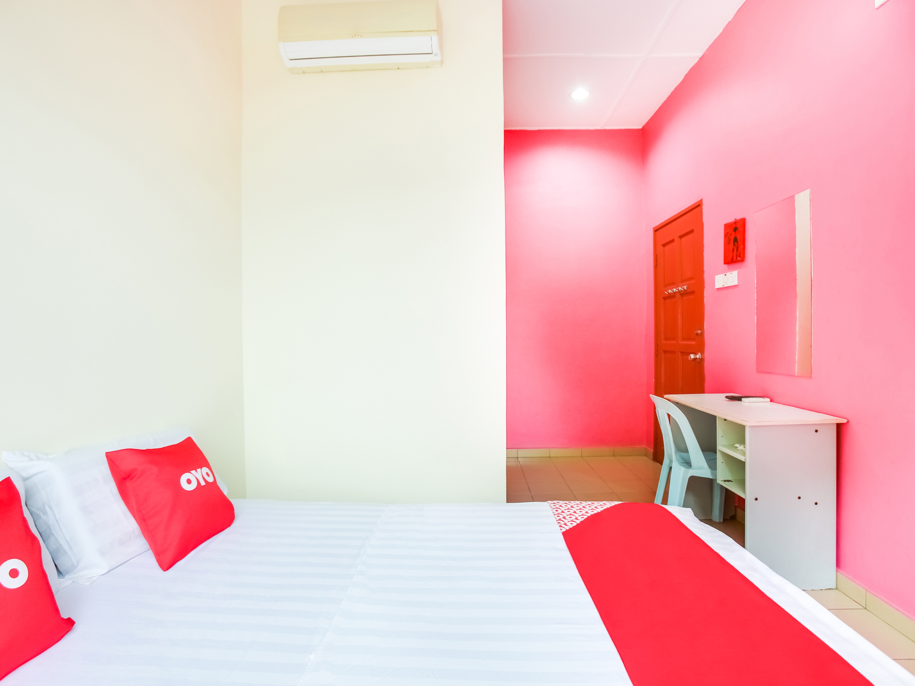 OYO 89656 Melati Hotel Nilai