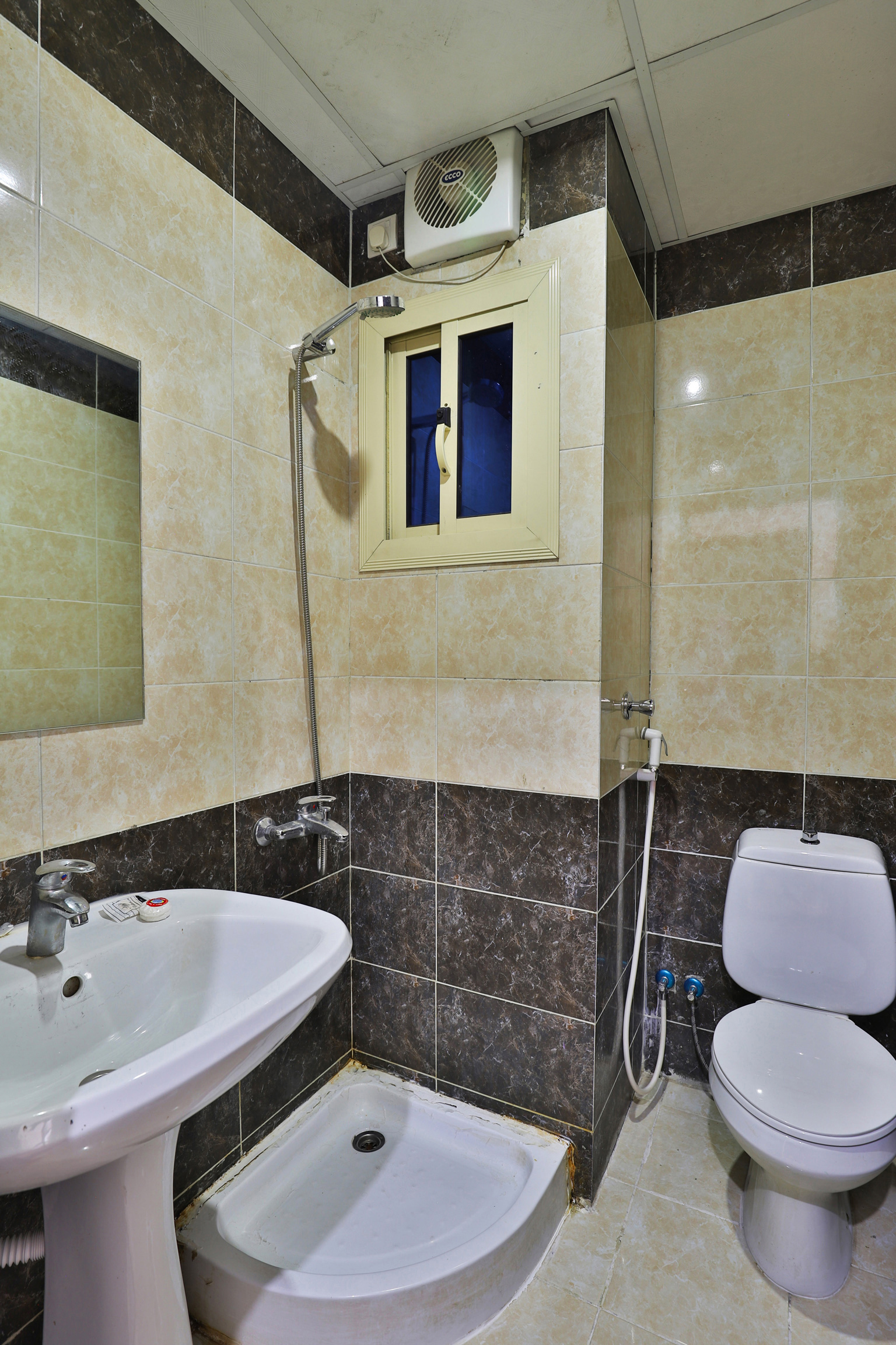 OYO 375 Deyar Alrawada Hotel