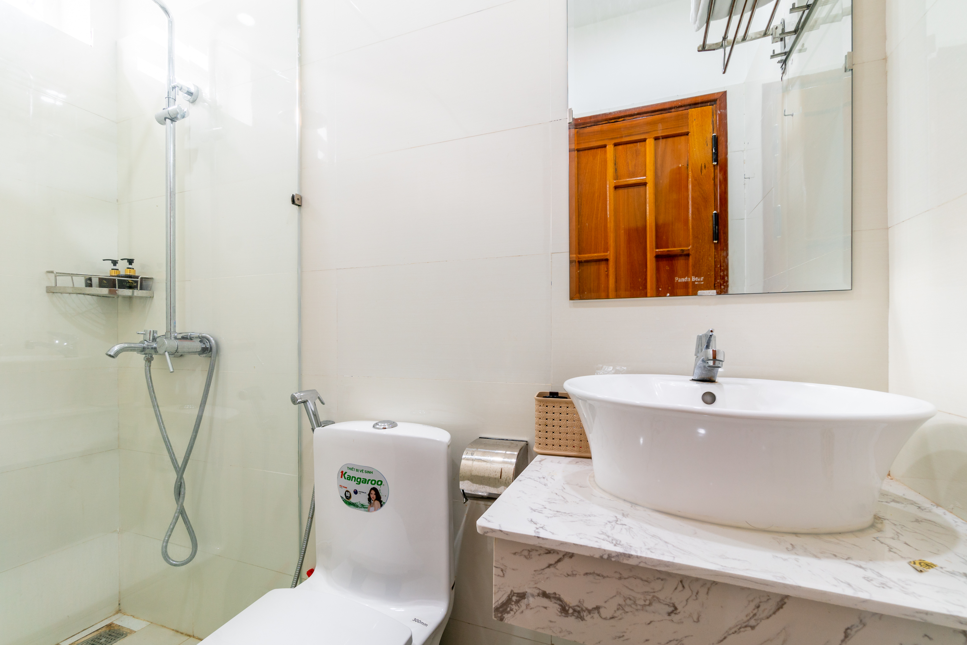 Le House Hotel And Studio