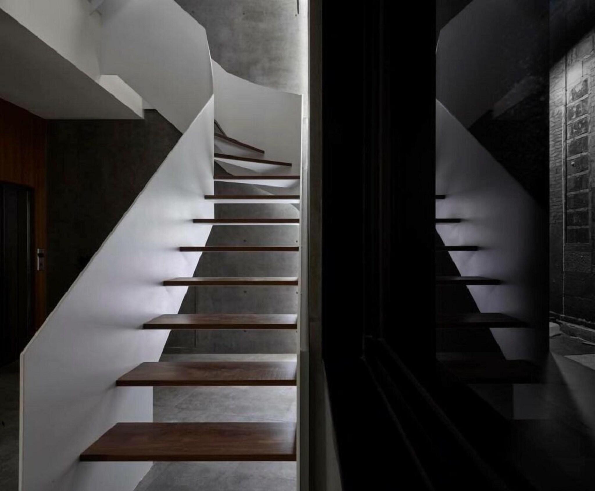 Monka Hotel