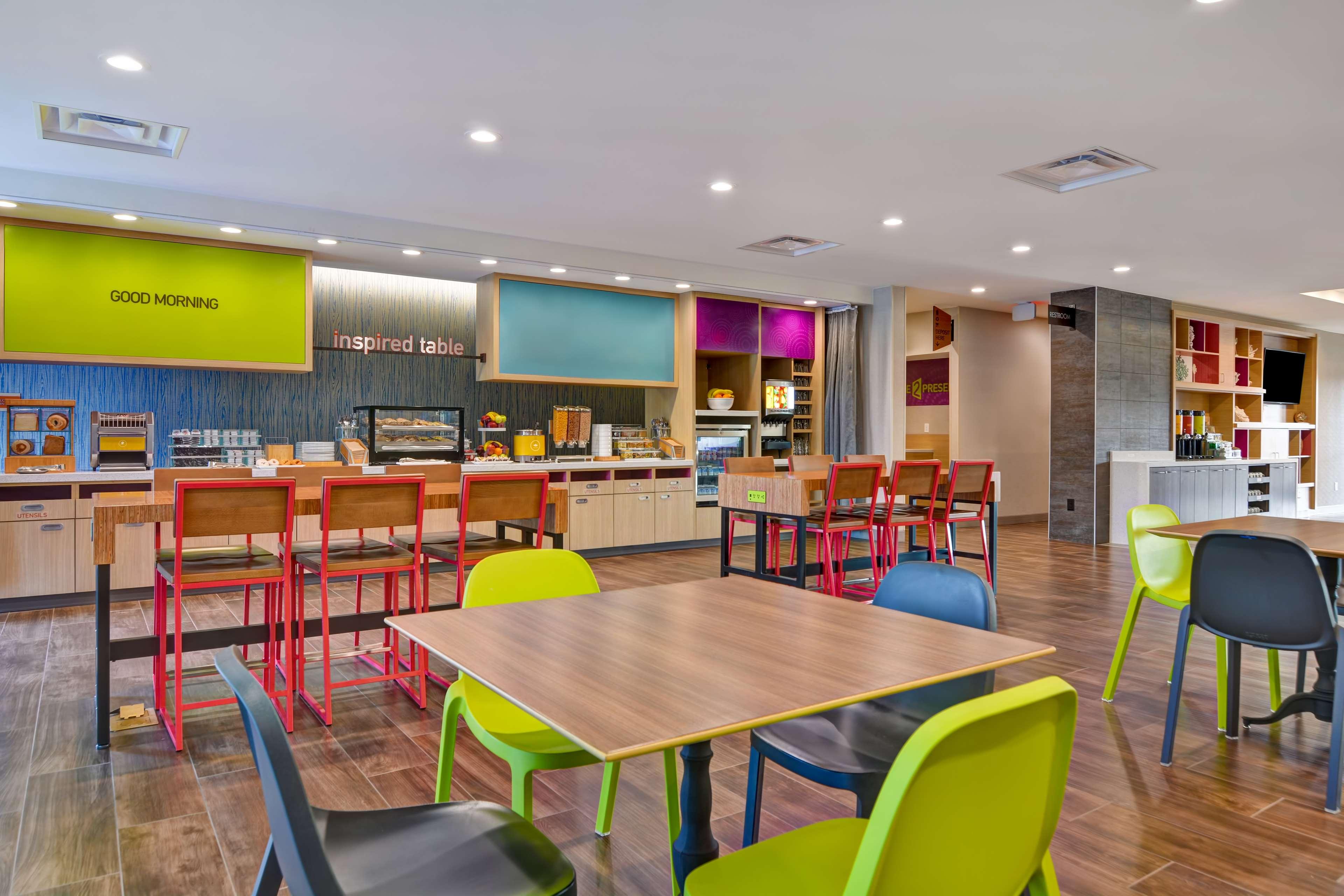 Home2 Suites Sarasota I-75 Bee Ridge, FL