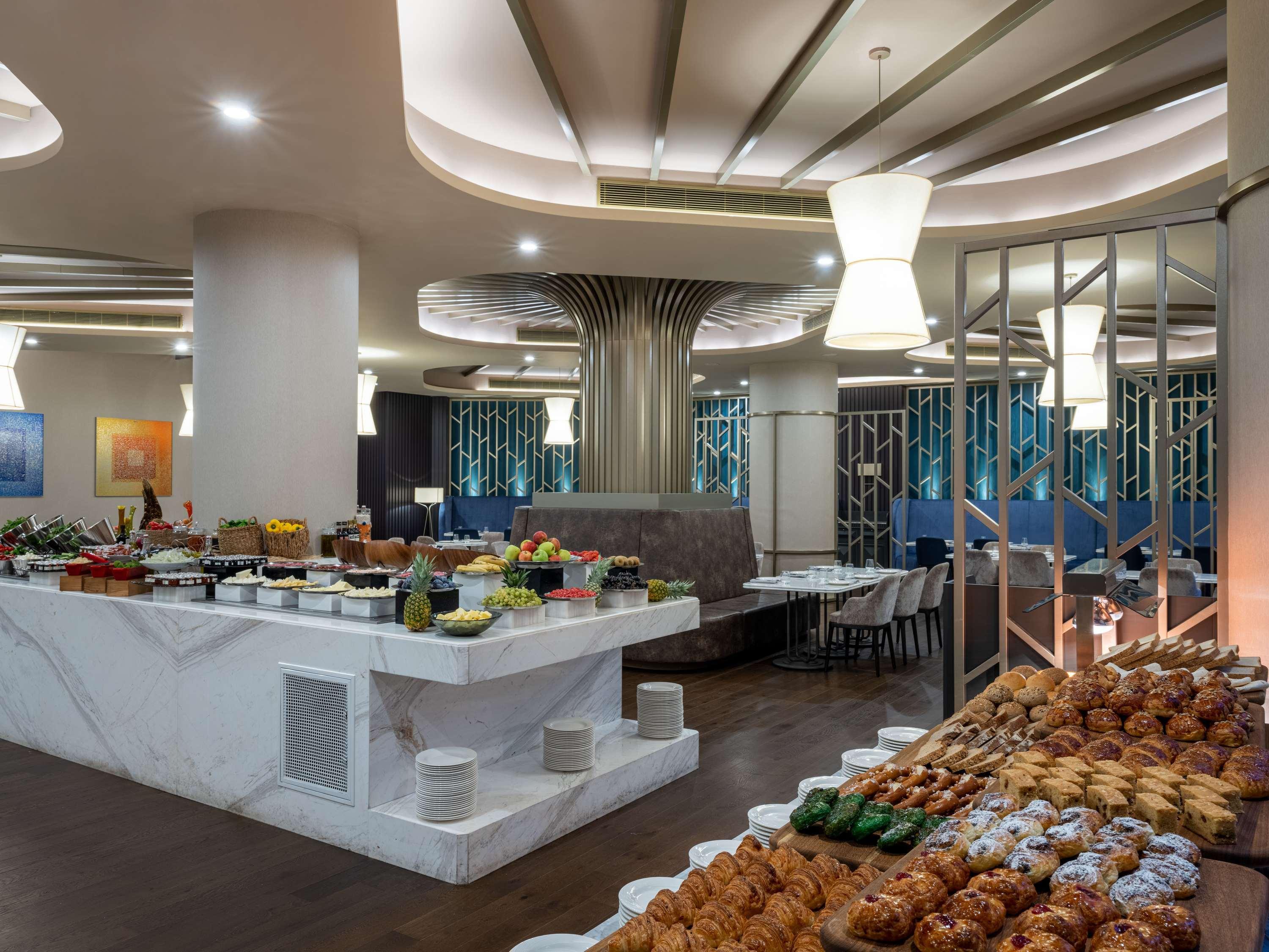 Sofitel İstanbul Taksim by null