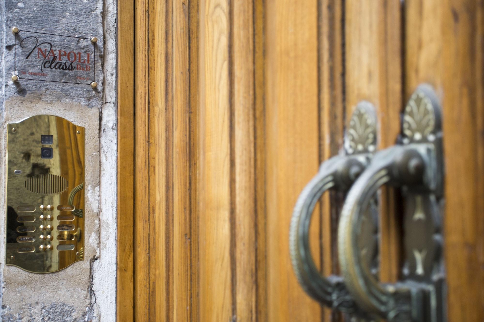 Napoli Class B & B by null