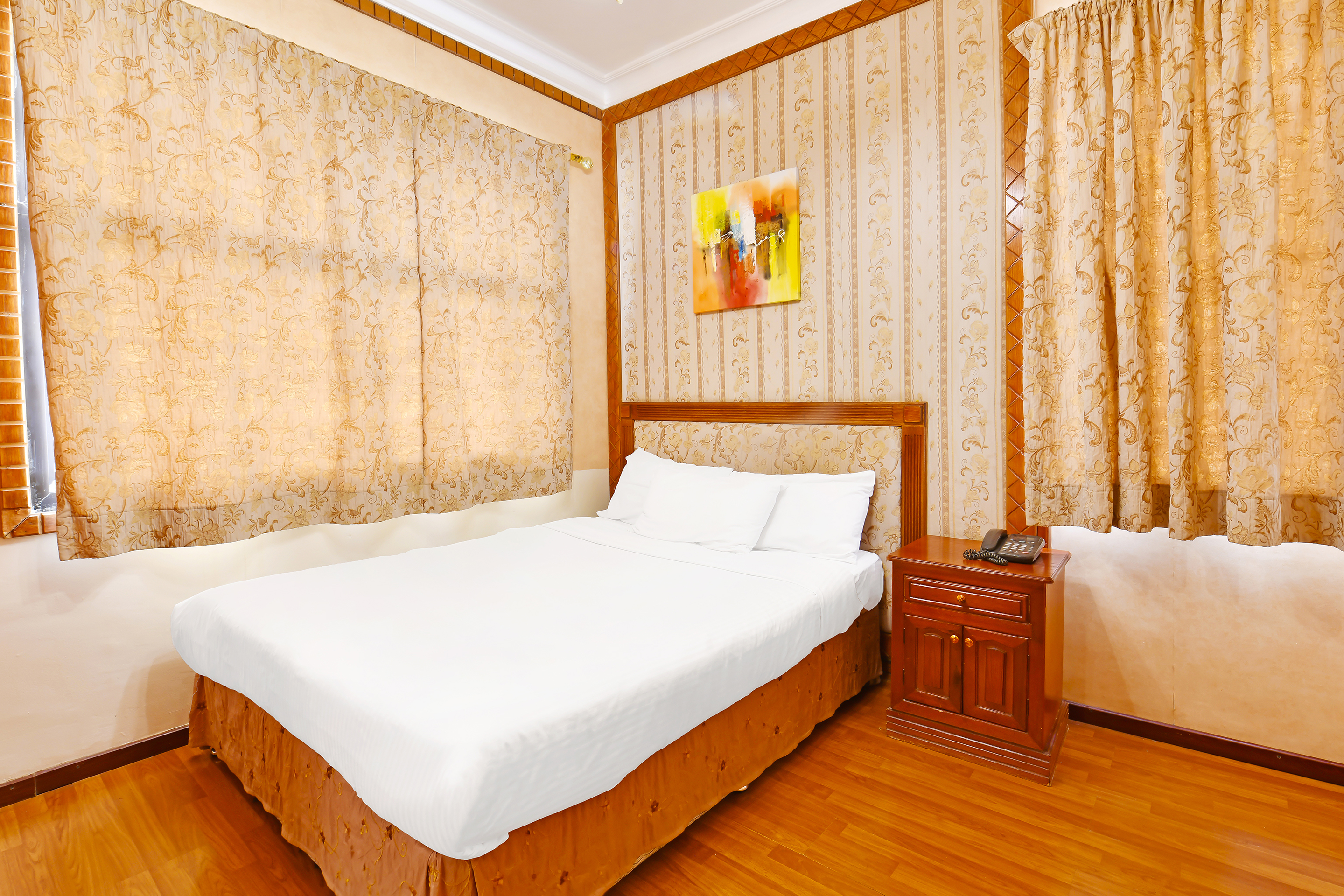Capital O 125 Moon Plaza Hotel