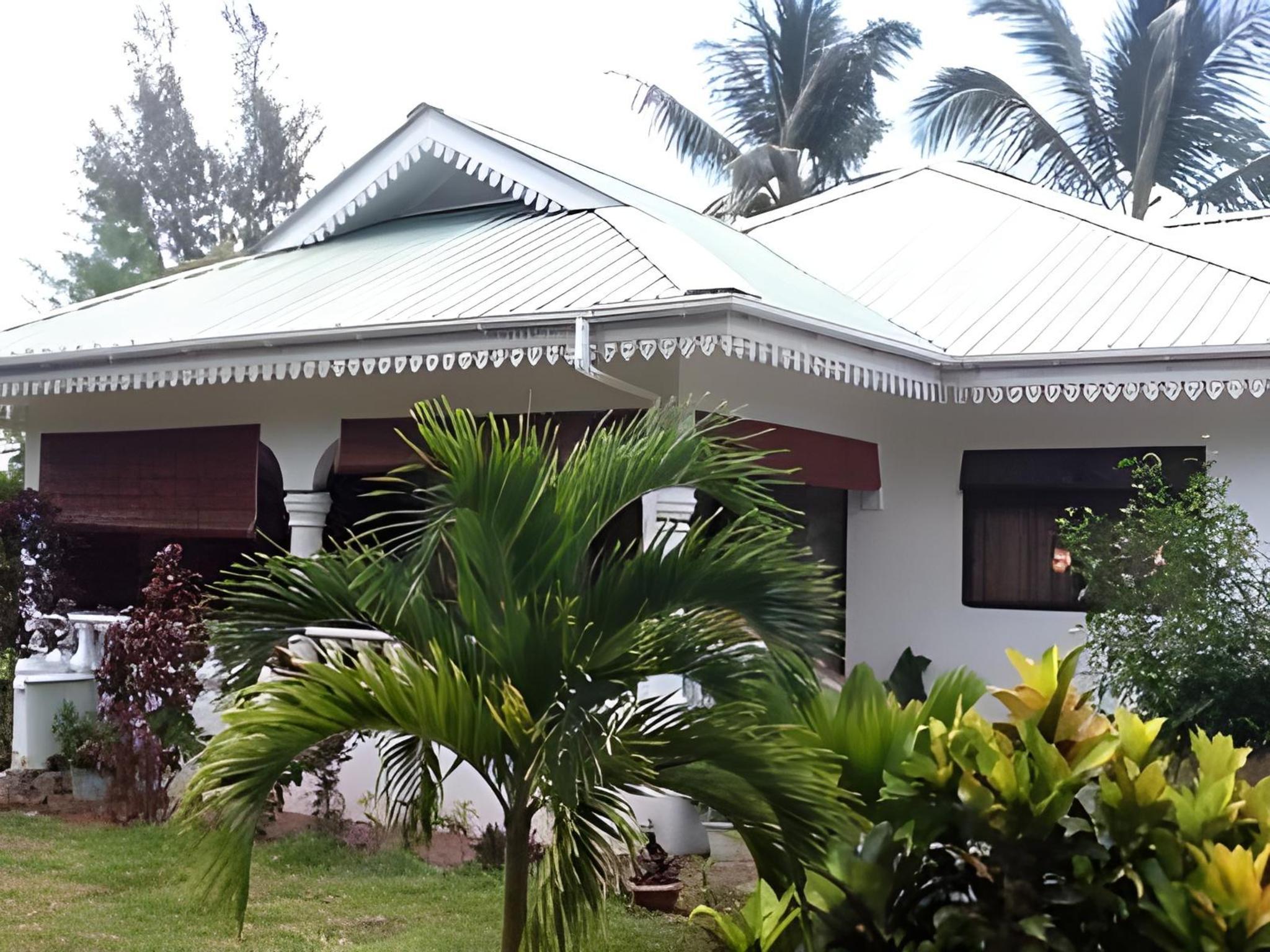 Coco Bay Guest House