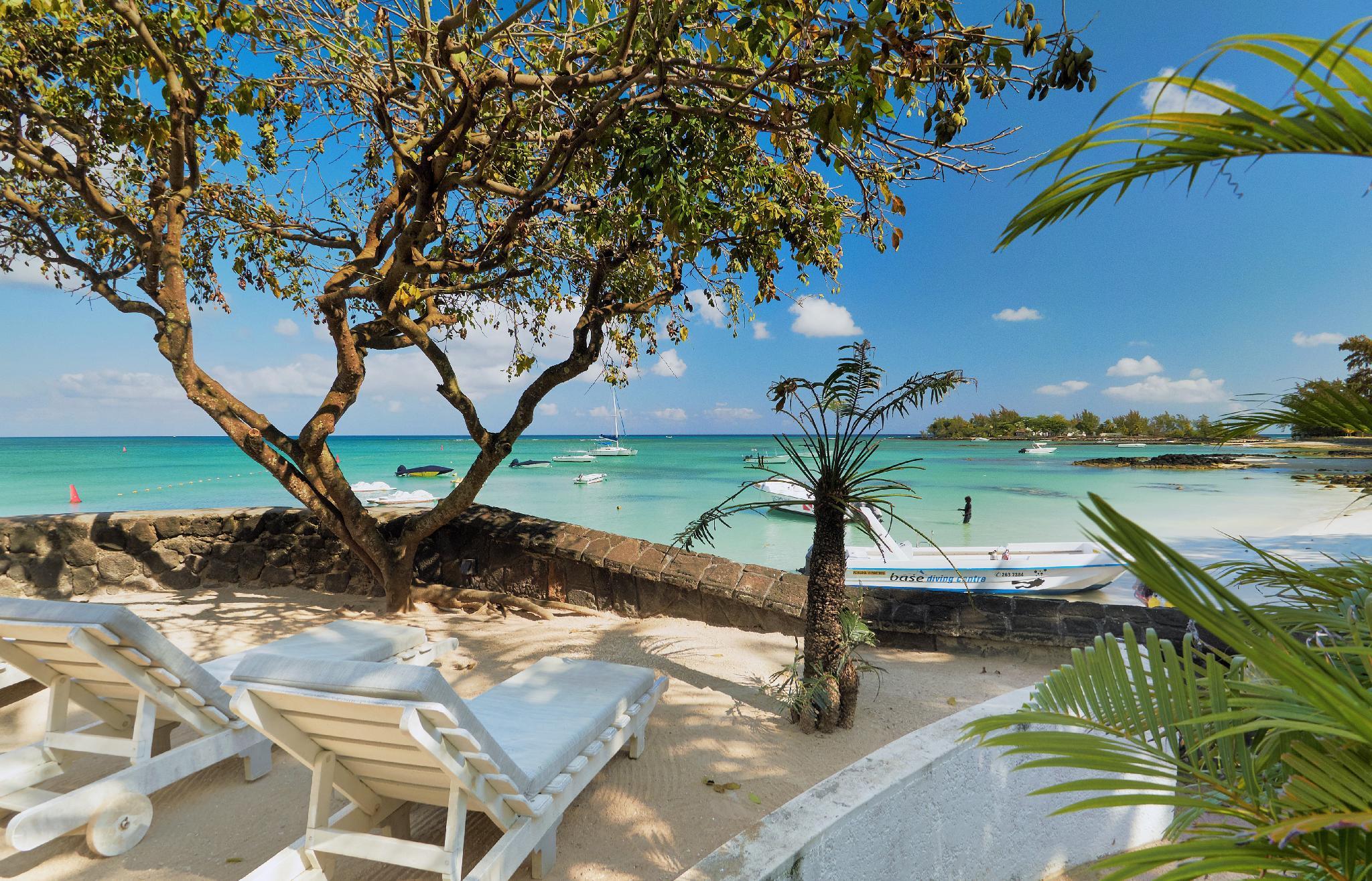 Le Beach Club by null